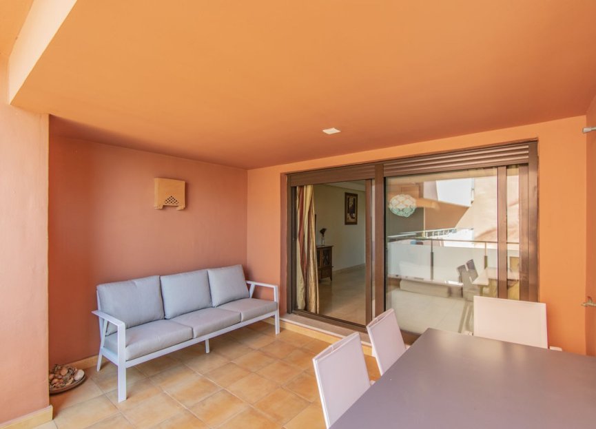 Resale - Apartment - Middle Floor Apartment - Estepona - New Golden Mile