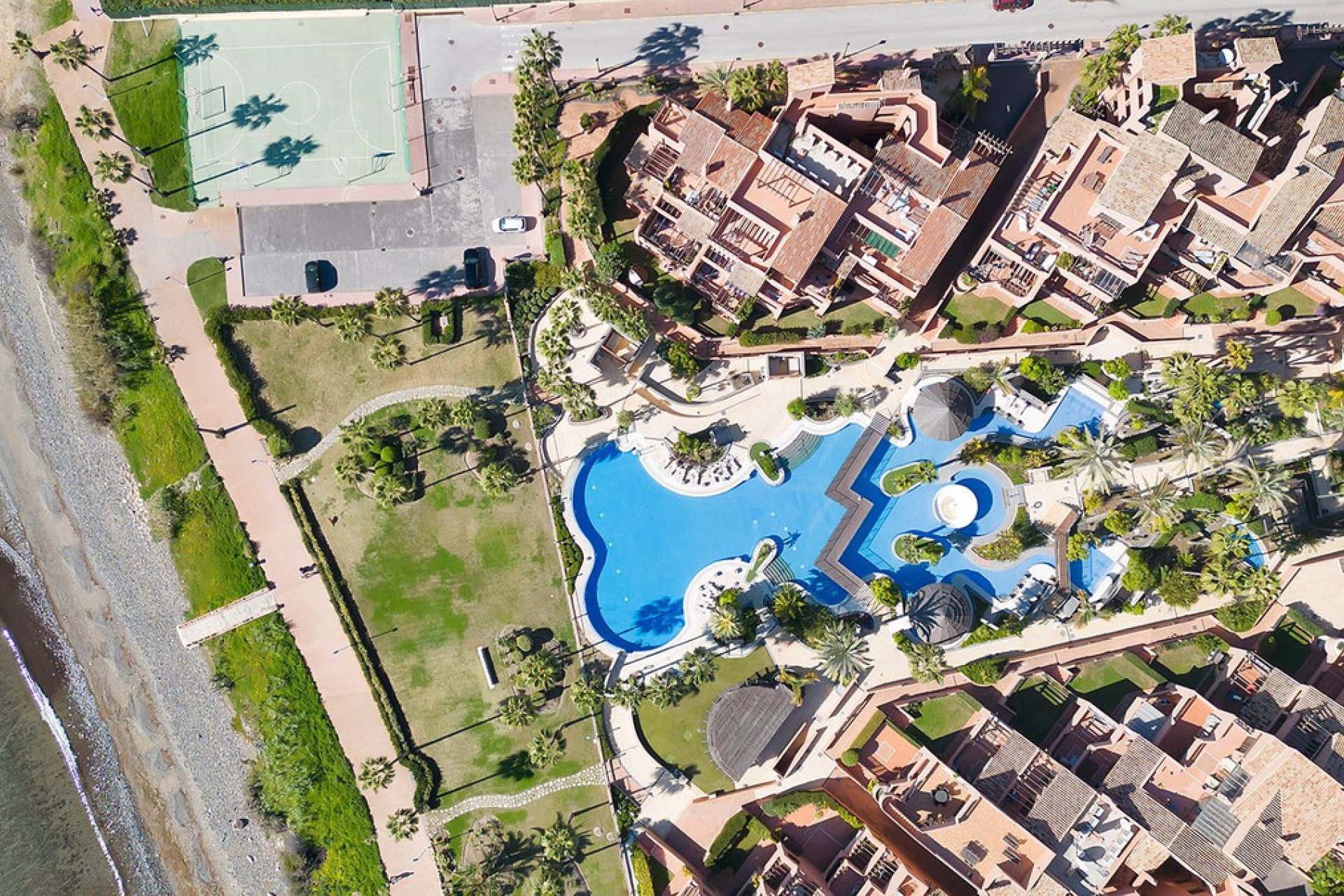 Resale - Apartment - Middle Floor Apartment - Estepona - New Golden Mile