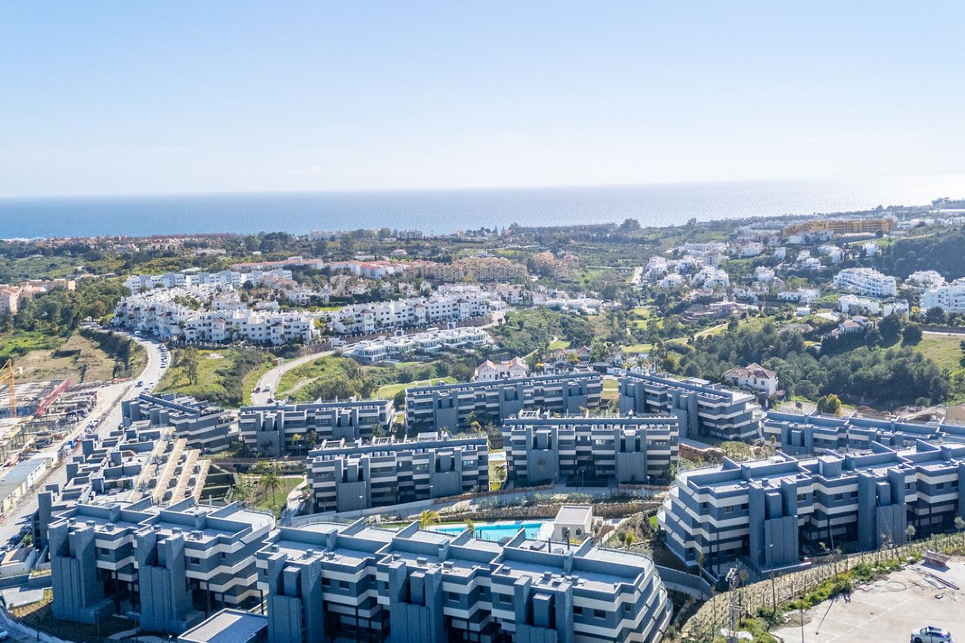 Resale - Apartment - Middle Floor Apartment - Estepona - New Golden Mile