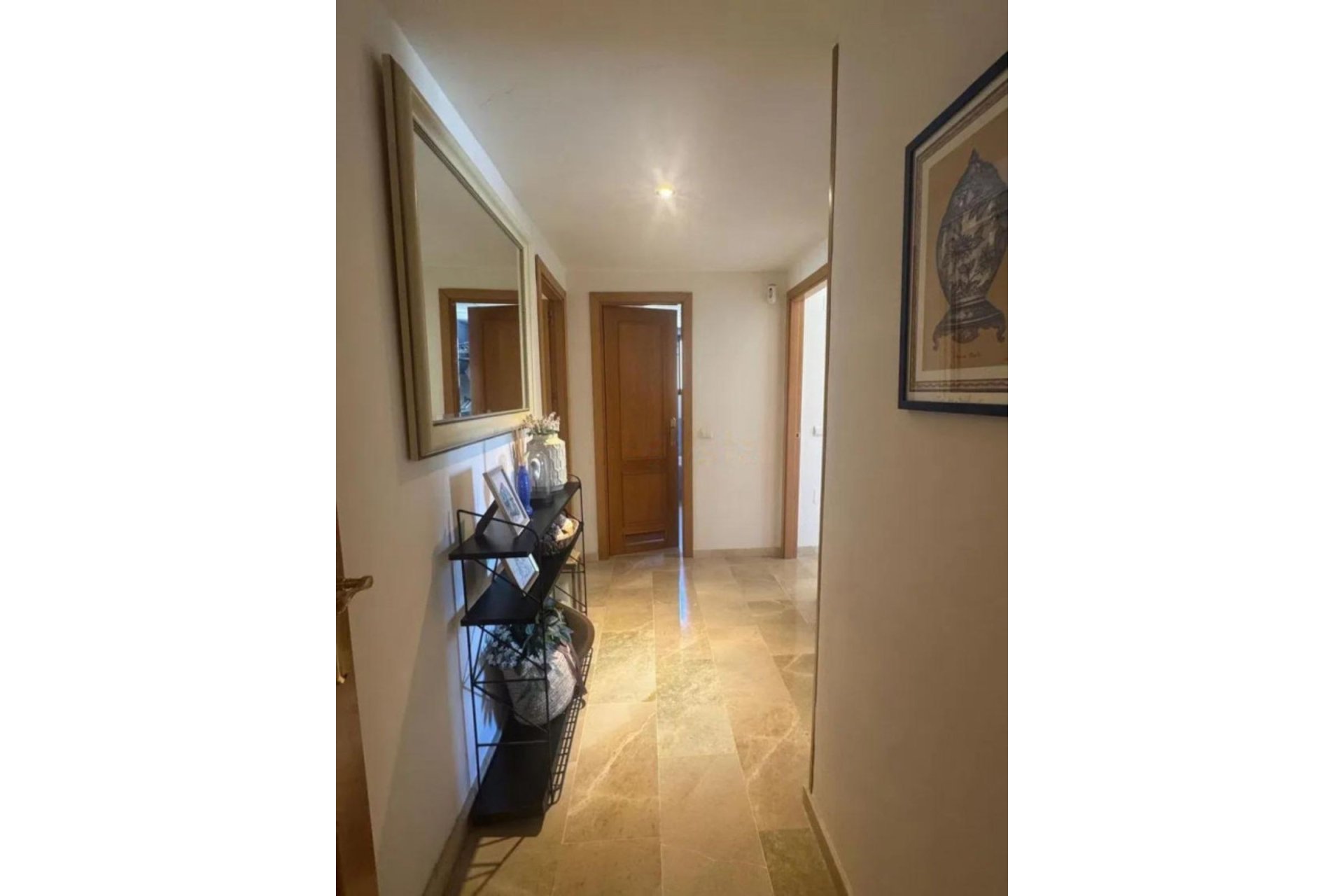 Resale - Apartment - Middle Floor Apartment - Estepona - Selwo