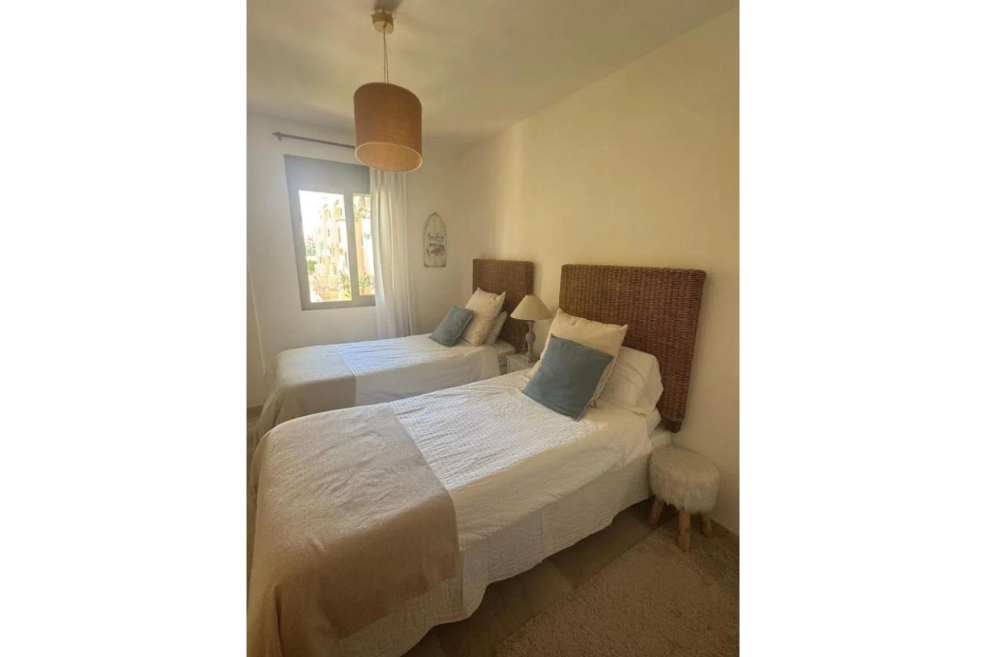 Resale - Apartment - Middle Floor Apartment - Estepona - Selwo