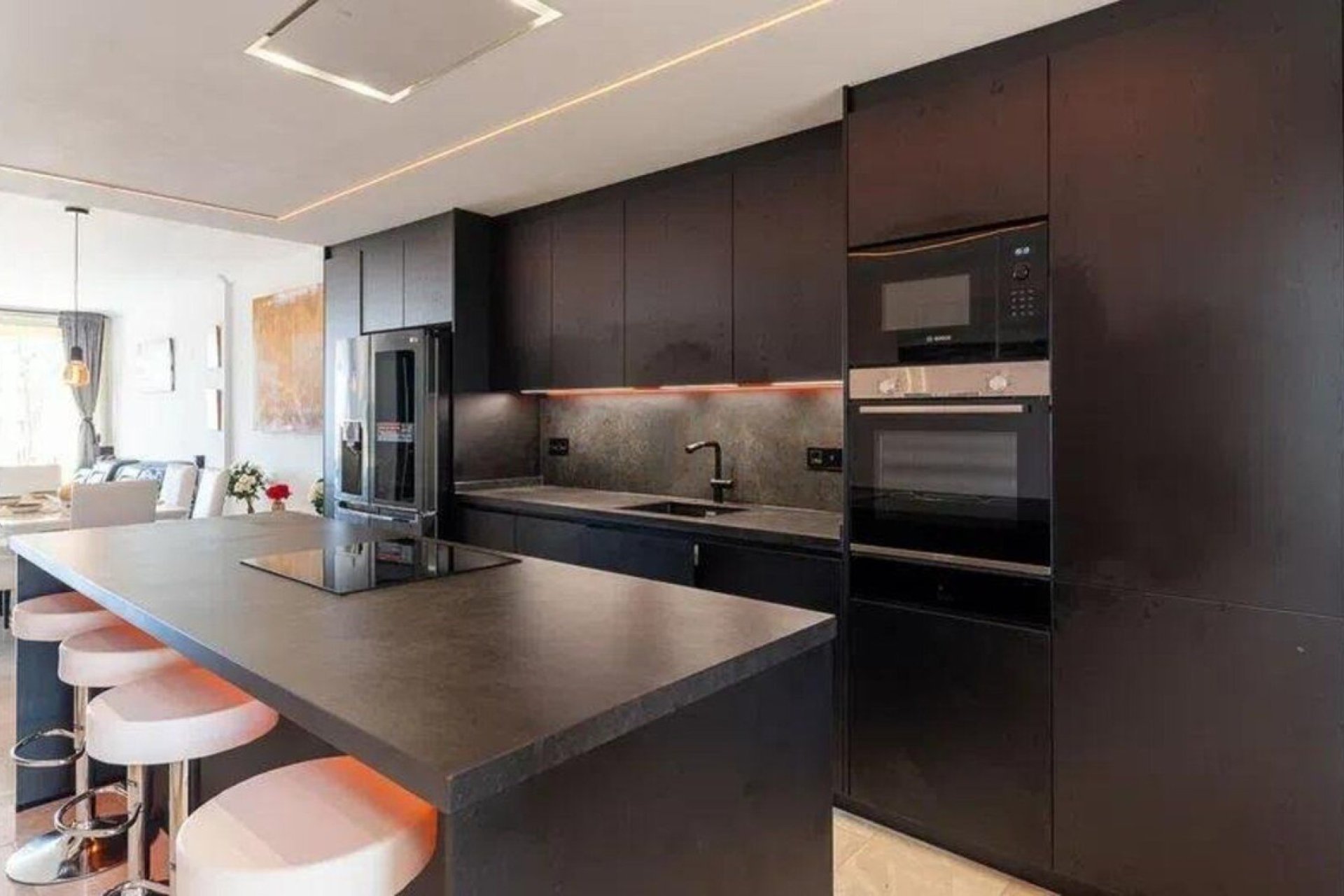 Resale - Apartment - Middle Floor Apartment - Estepona - Selwo