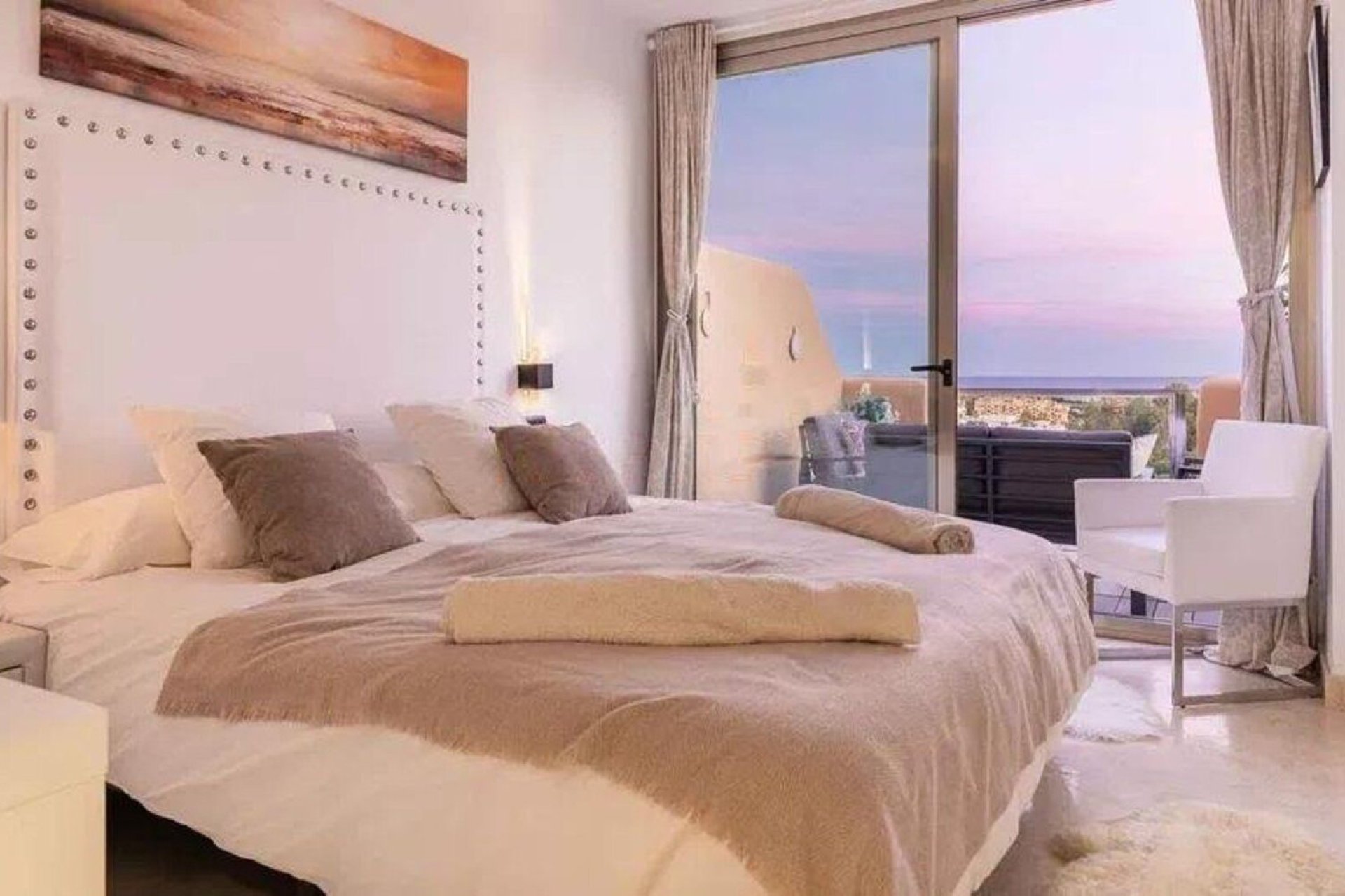 Resale - Apartment - Middle Floor Apartment - Estepona - Selwo