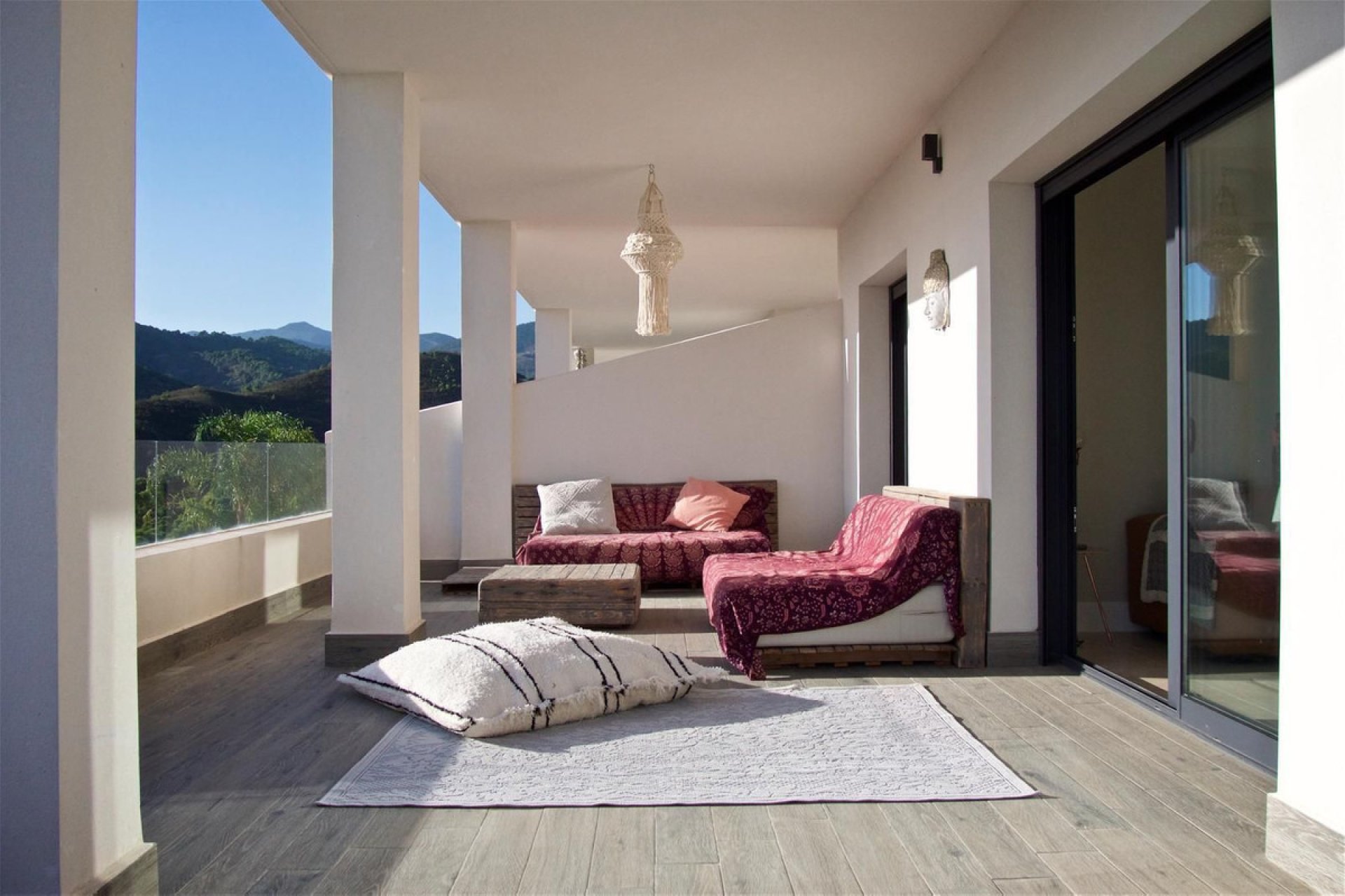 Resale - Apartment - Middle Floor Apartment - Estepona - Selwo