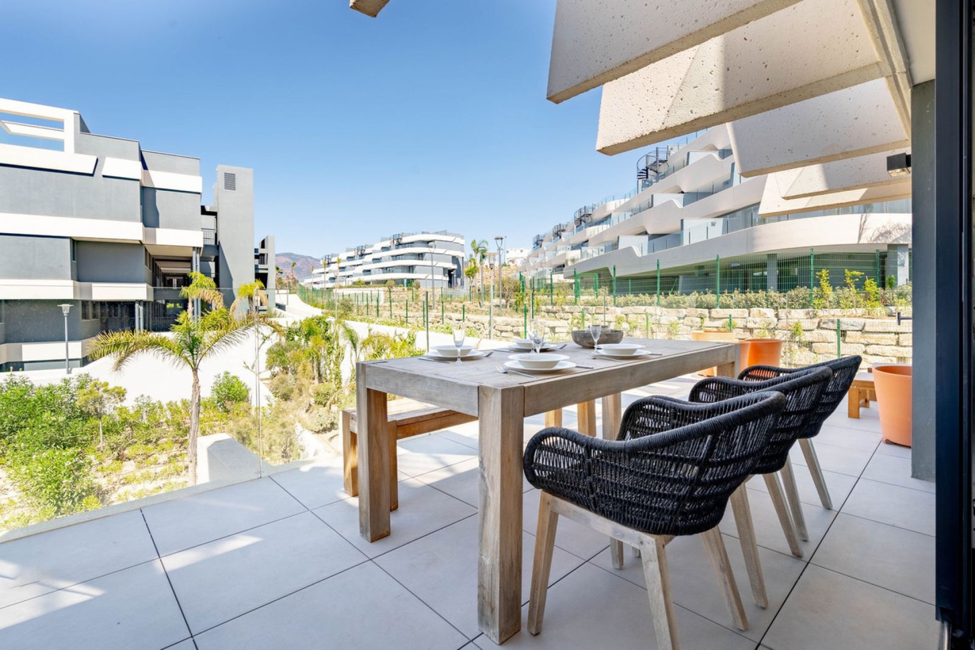 Resale - Apartment - Middle Floor Apartment - Estepona - Selwo