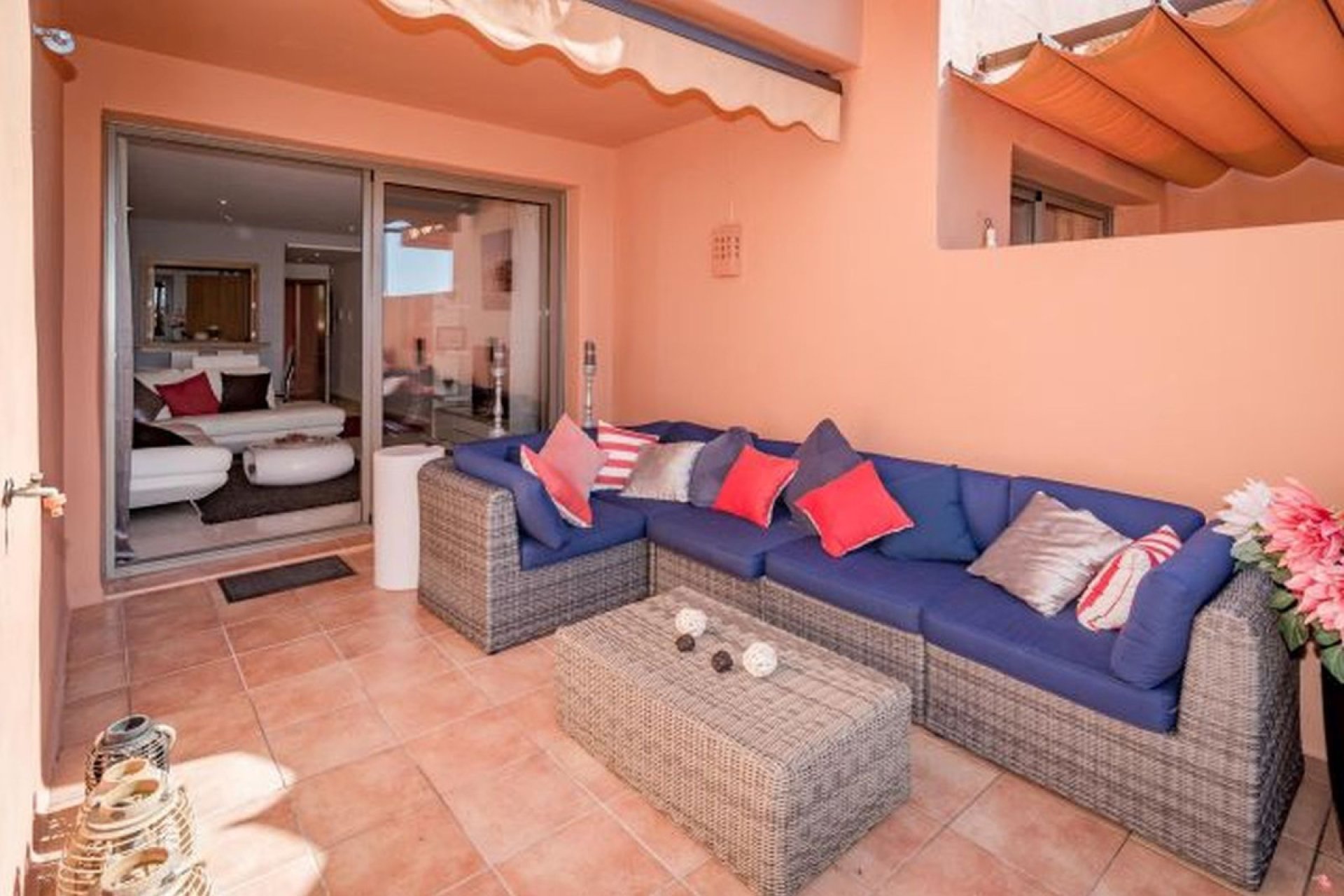 Resale - Apartment - Middle Floor Apartment - Estepona - Selwo