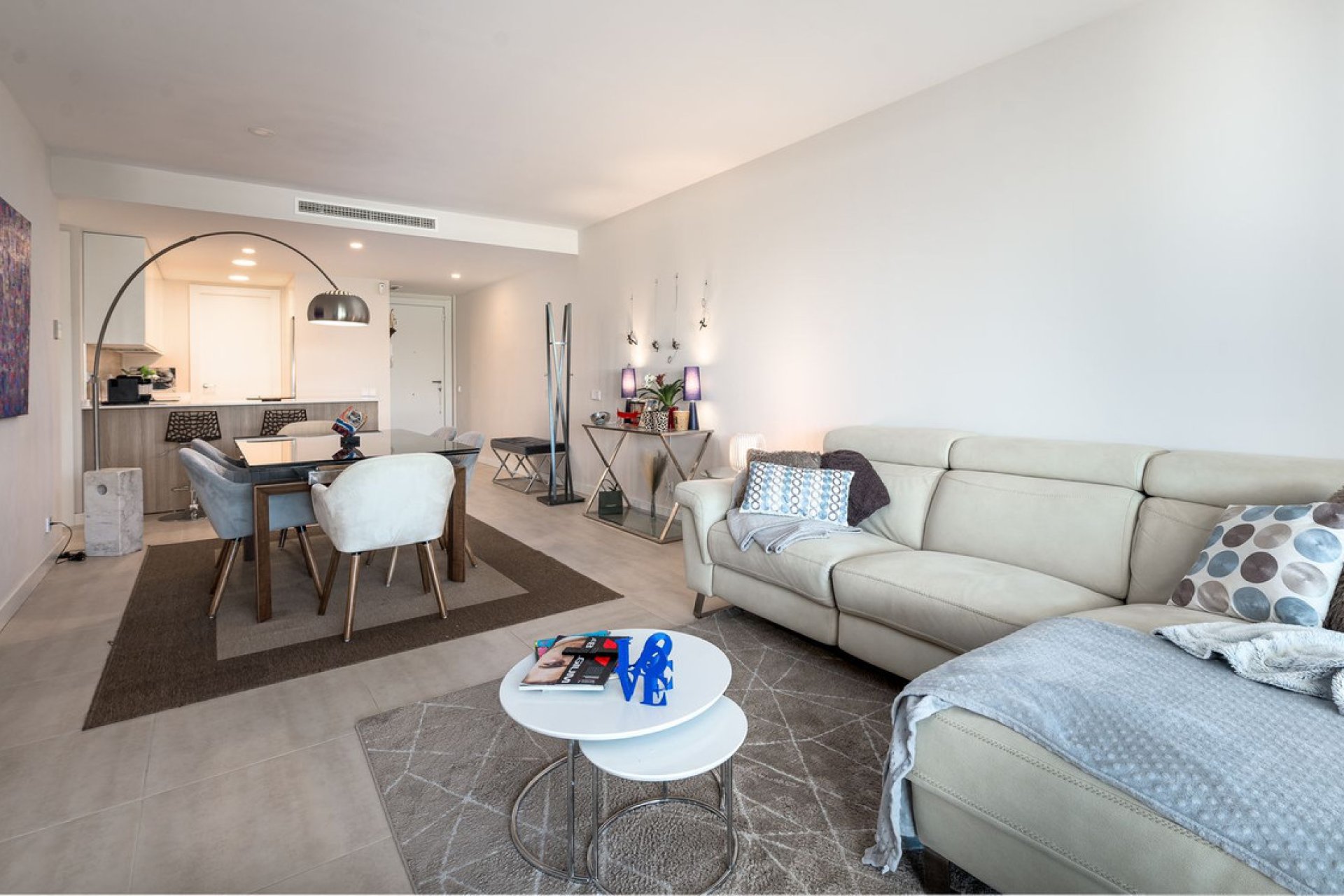 Resale - Apartment - Middle Floor Apartment - Estepona - Selwo