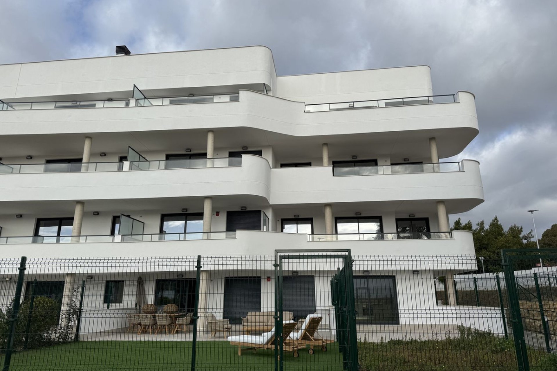 Resale - Apartment - Middle Floor Apartment - Estepona - Selwo