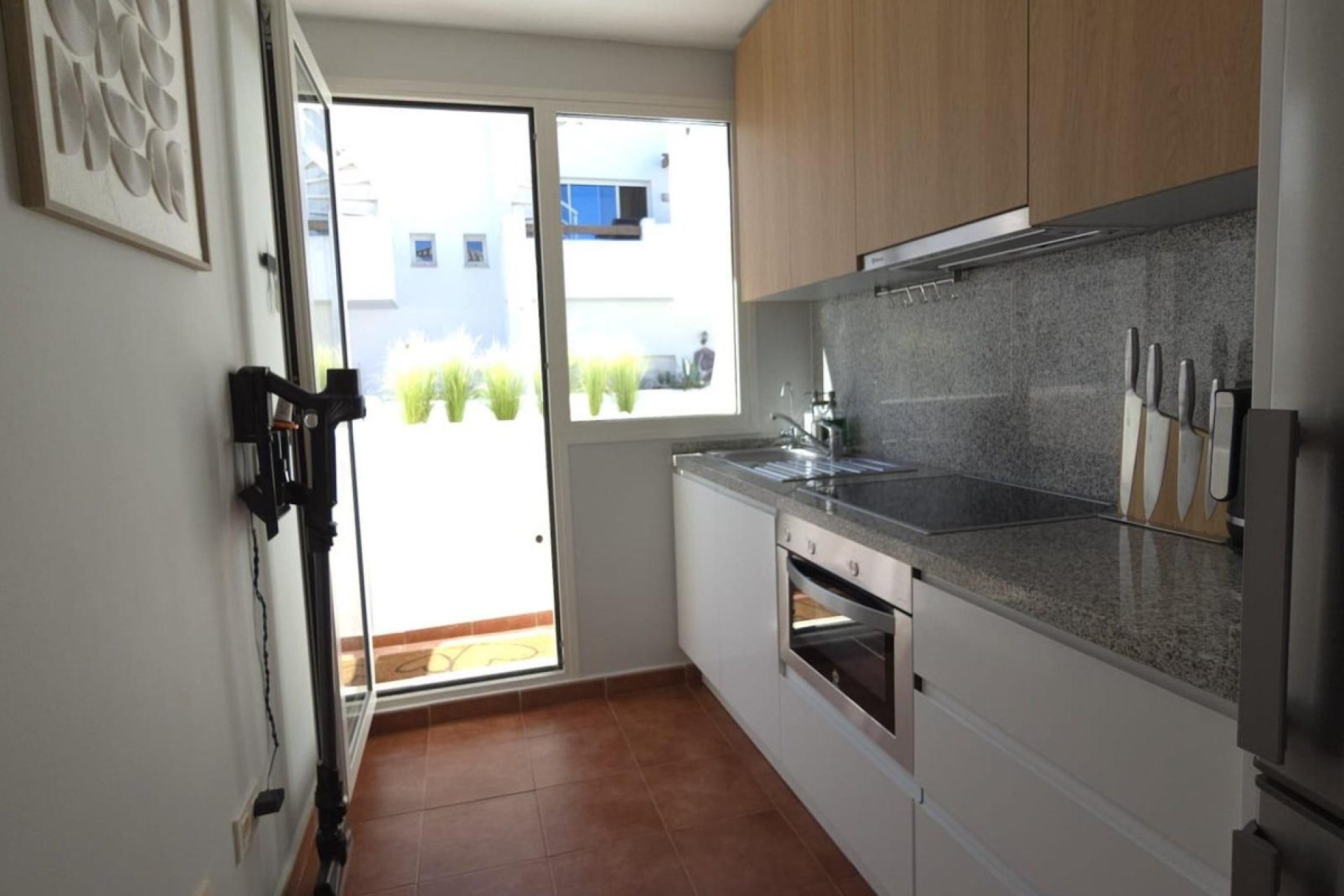 Resale - Apartment - Middle Floor Apartment - Estepona - Valle Romano