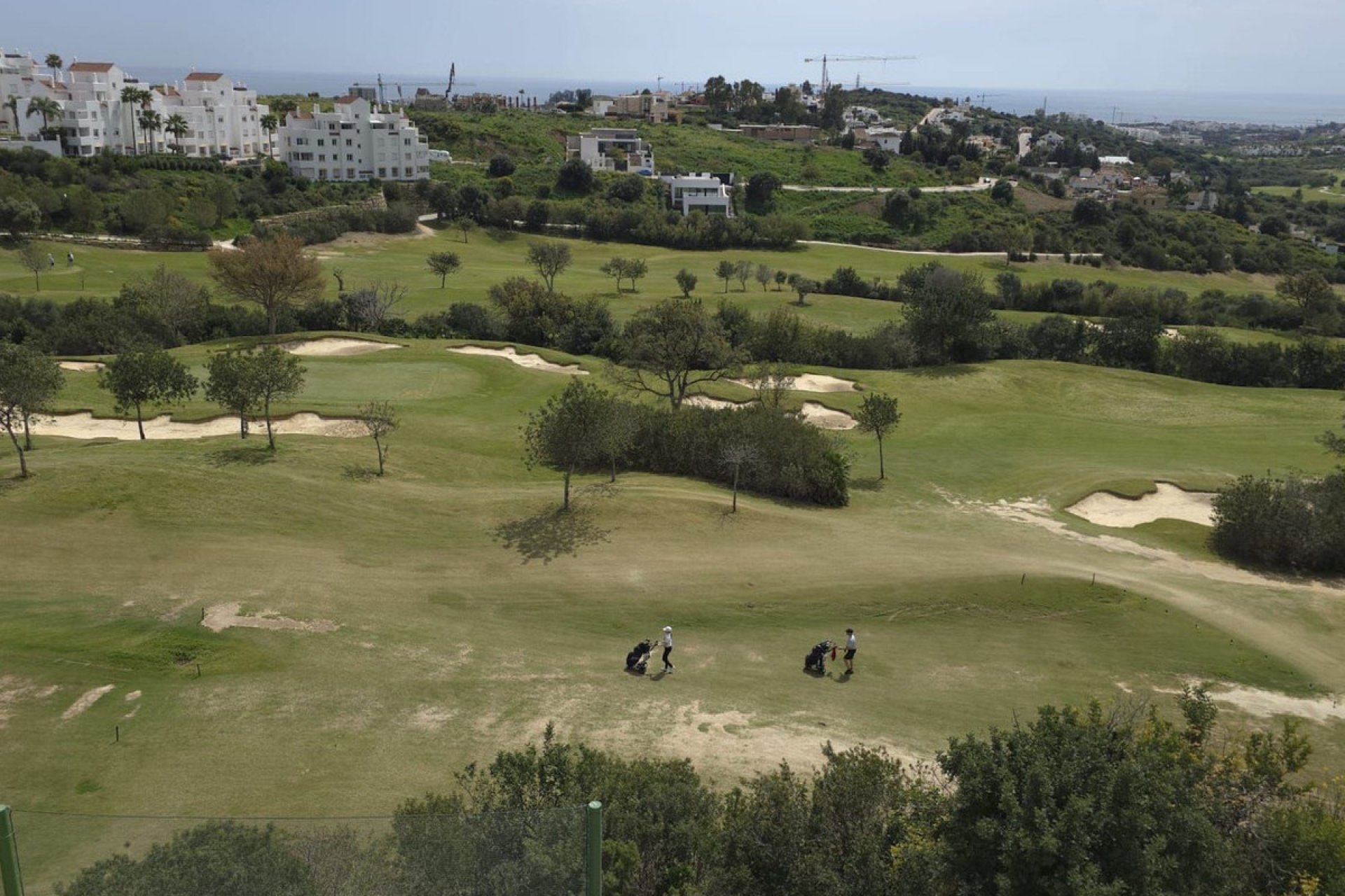 Resale - Apartment - Middle Floor Apartment - Estepona - Valle Romano