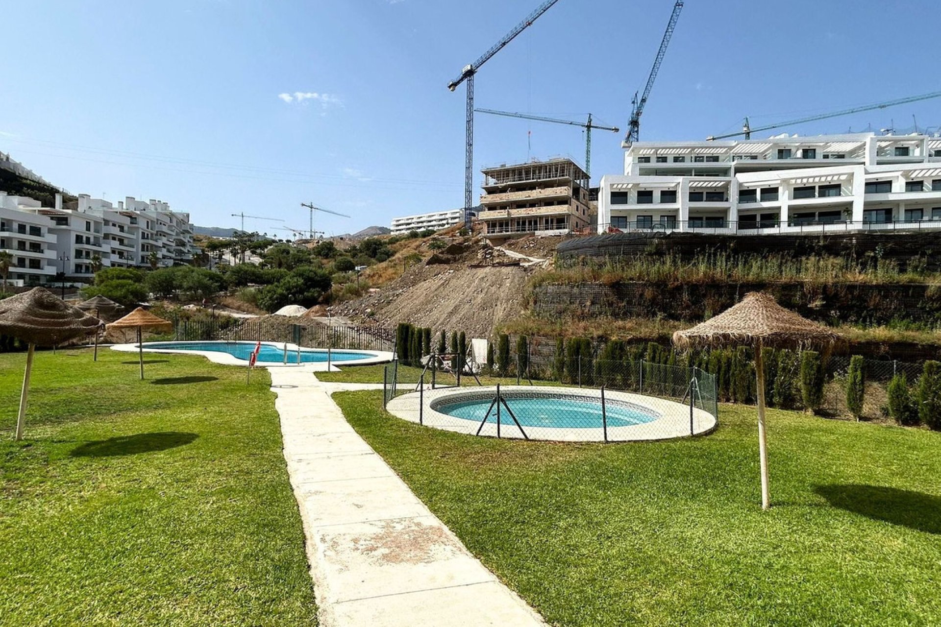 Resale - Apartment - Middle Floor Apartment - Fuengirola - Carvajal