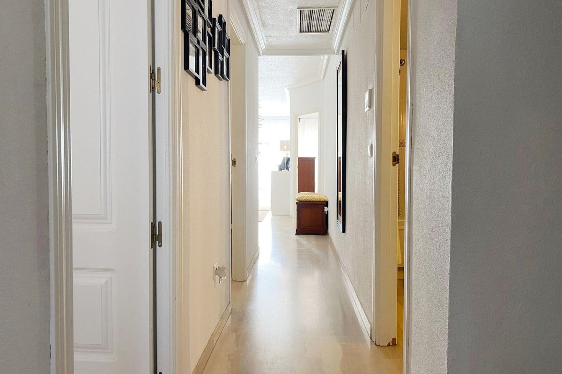 Resale - Apartment - Middle Floor Apartment - Fuengirola - Carvajal