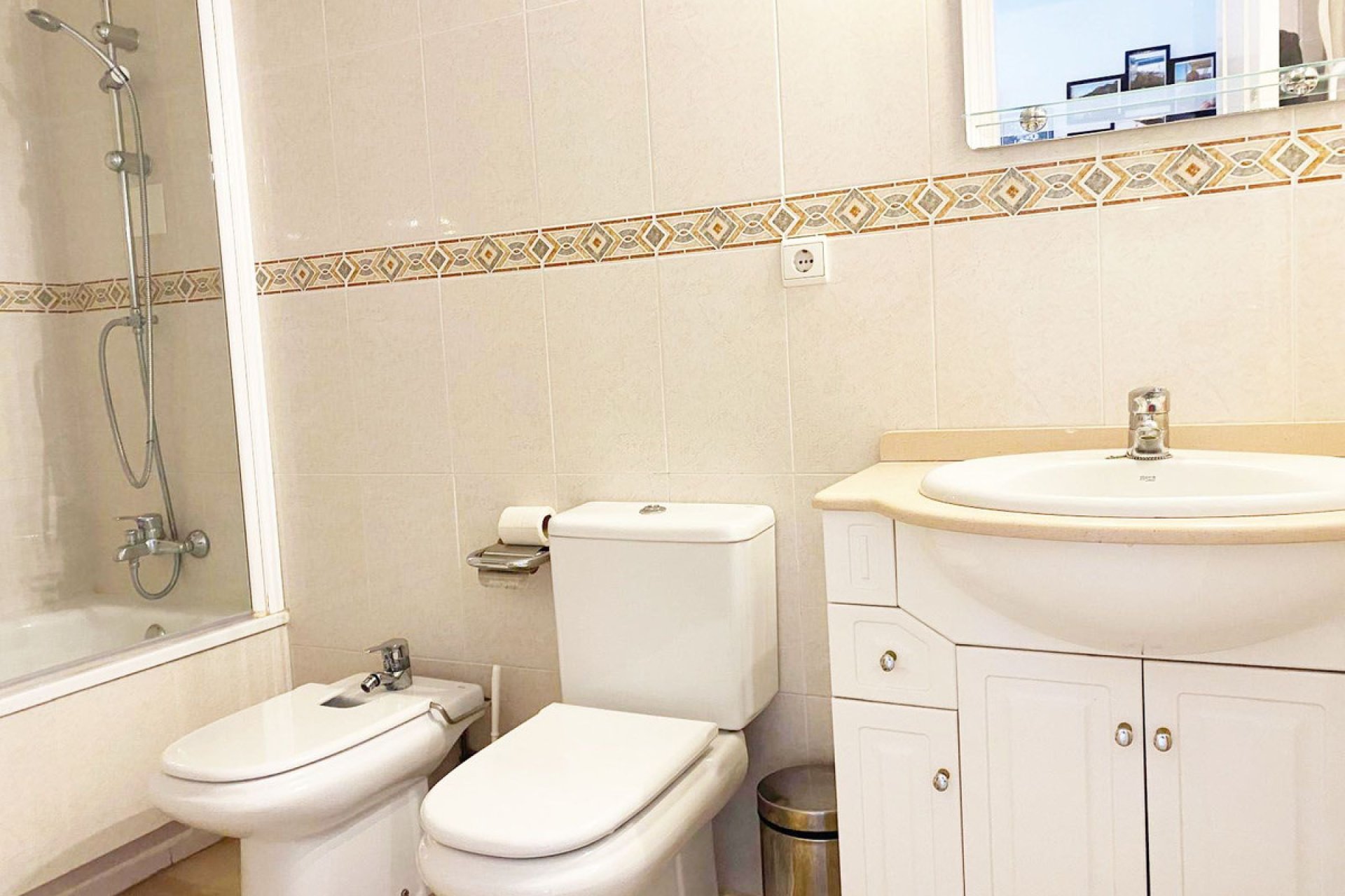 Resale - Apartment - Middle Floor Apartment - Fuengirola - Carvajal