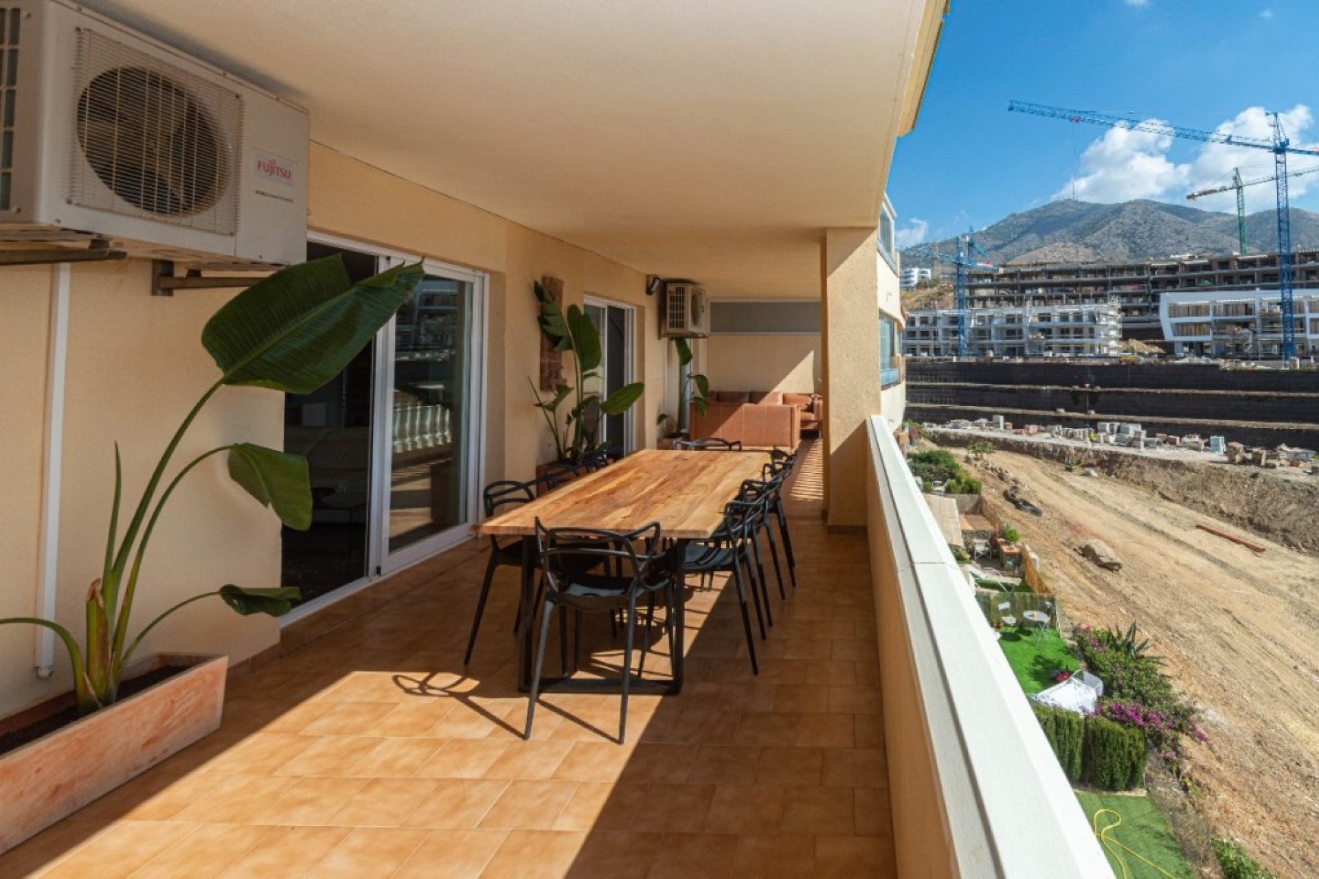 Resale - Apartment - Middle Floor Apartment - Fuengirola - Carvajal