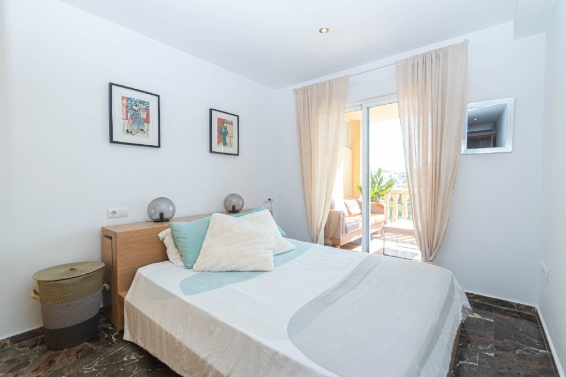 Resale - Apartment - Middle Floor Apartment - Fuengirola - Carvajal