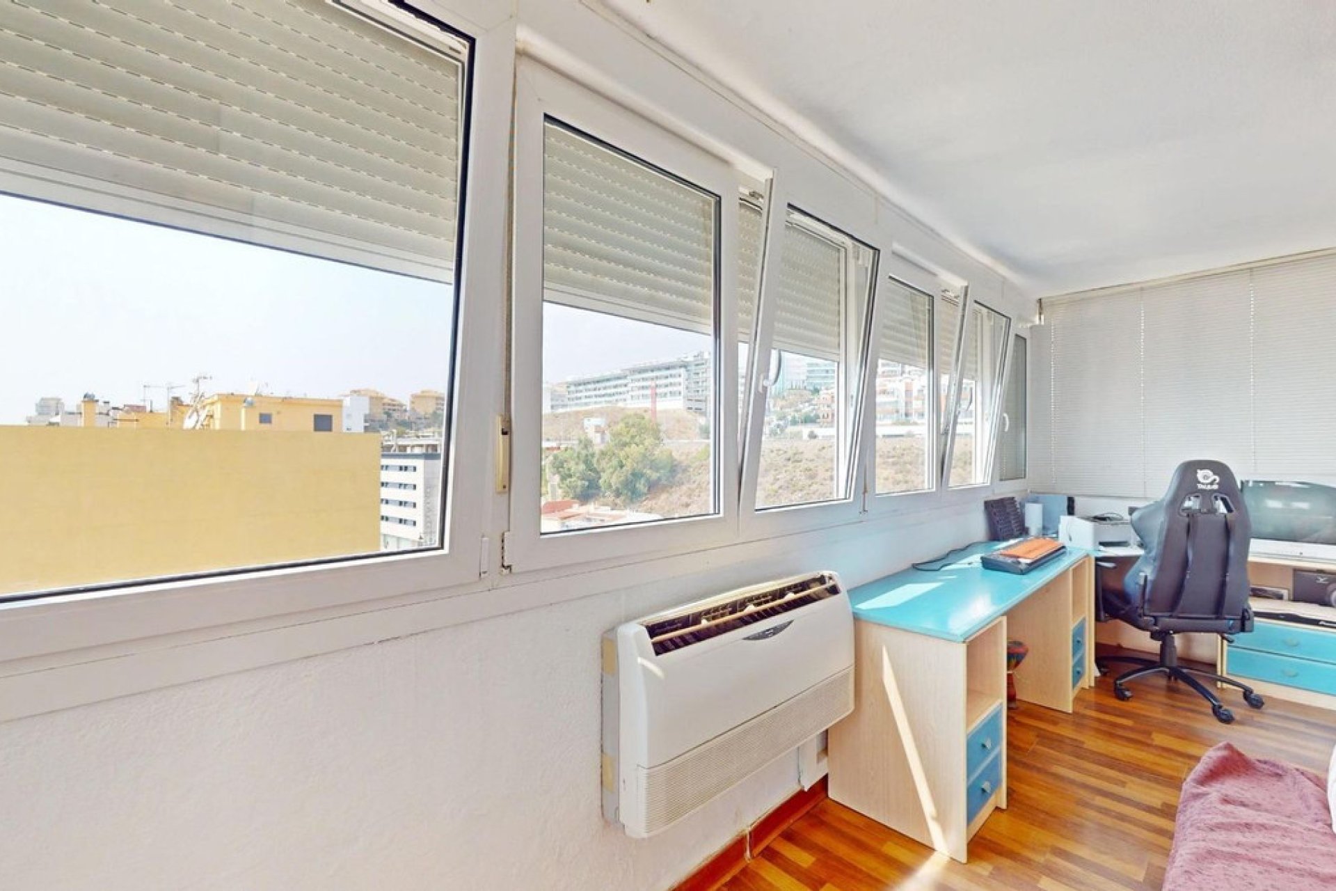 Resale - Apartment - Middle Floor Apartment - Fuengirola - Carvajal