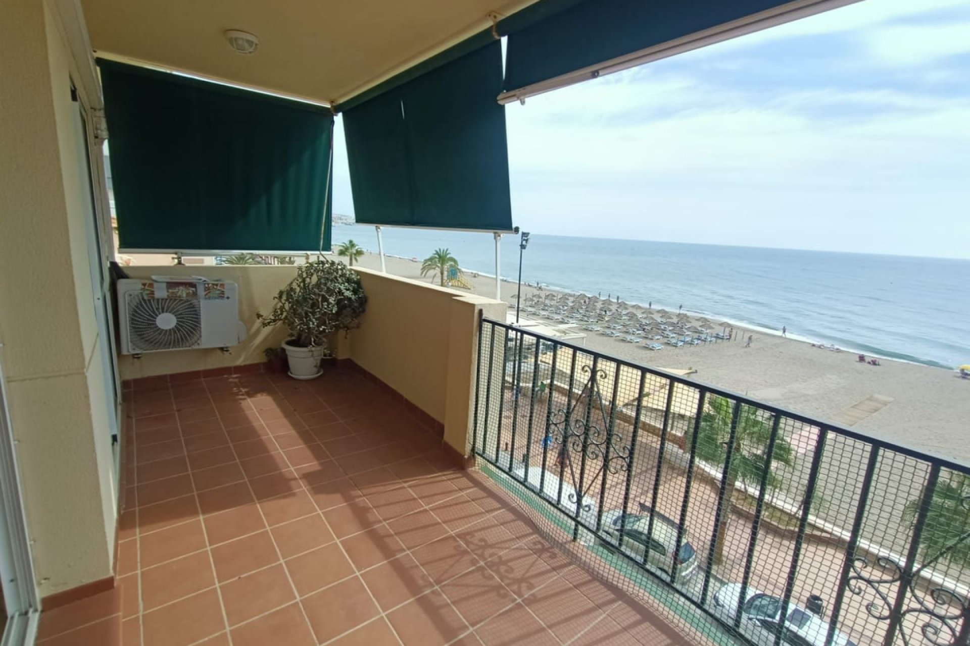 Resale - Apartment - Middle Floor Apartment - Fuengirola - Carvajal