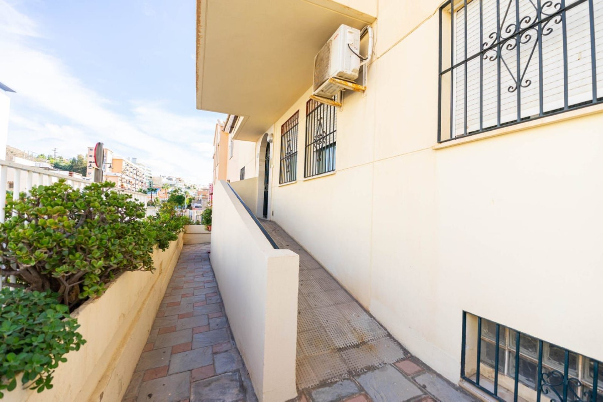 Resale - Apartment - Middle Floor Apartment - Fuengirola - Carvajal