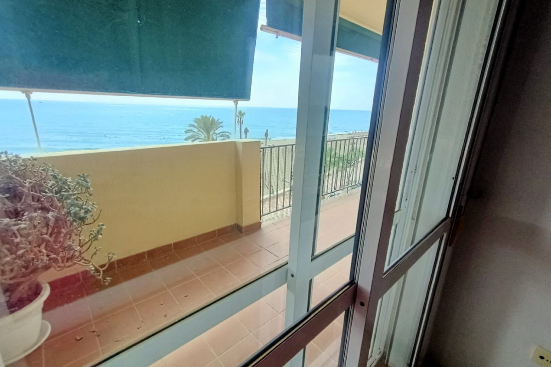 Resale - Apartment - Middle Floor Apartment - Fuengirola - Carvajal