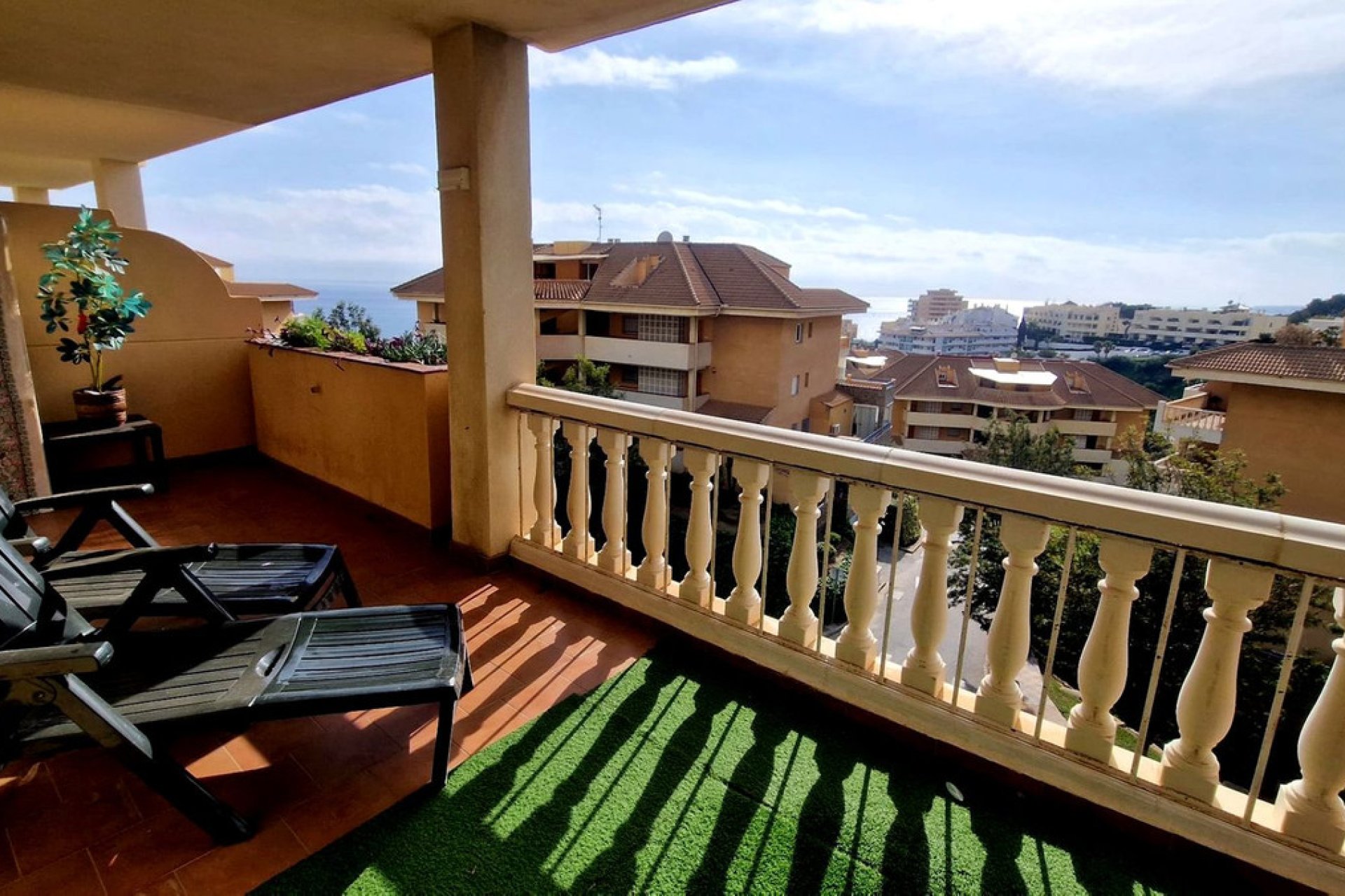 Resale - Apartment - Middle Floor Apartment - Fuengirola - Carvajal