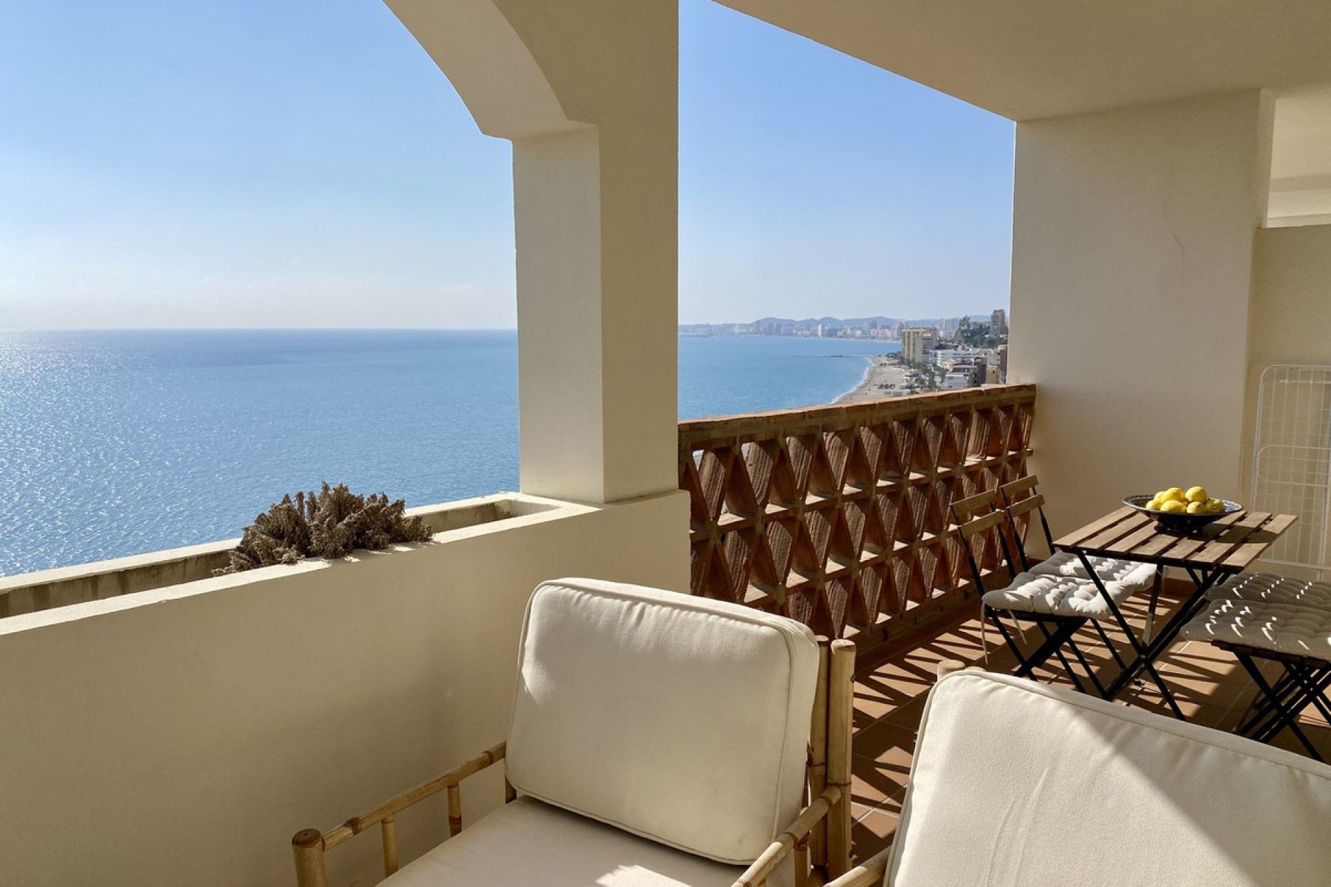 Resale - Apartment - Middle Floor Apartment - Fuengirola - Carvajal