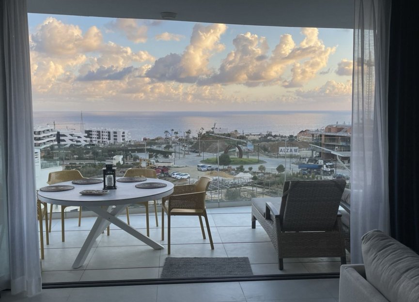 Resale - Apartment - Middle Floor Apartment - Fuengirola - Fuengirola Centro