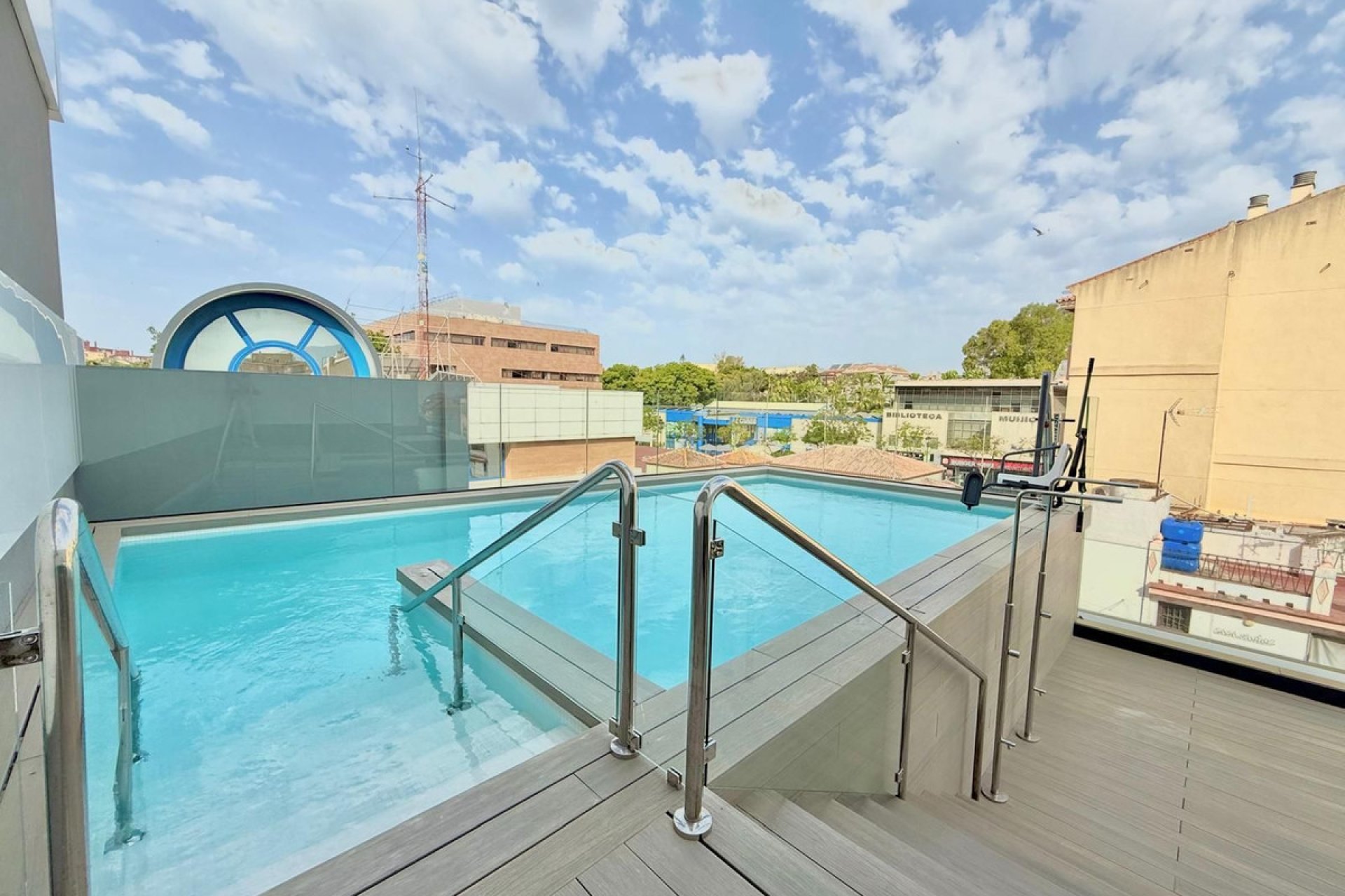 Resale - Apartment - Middle Floor Apartment - Fuengirola - Fuengirola Centro