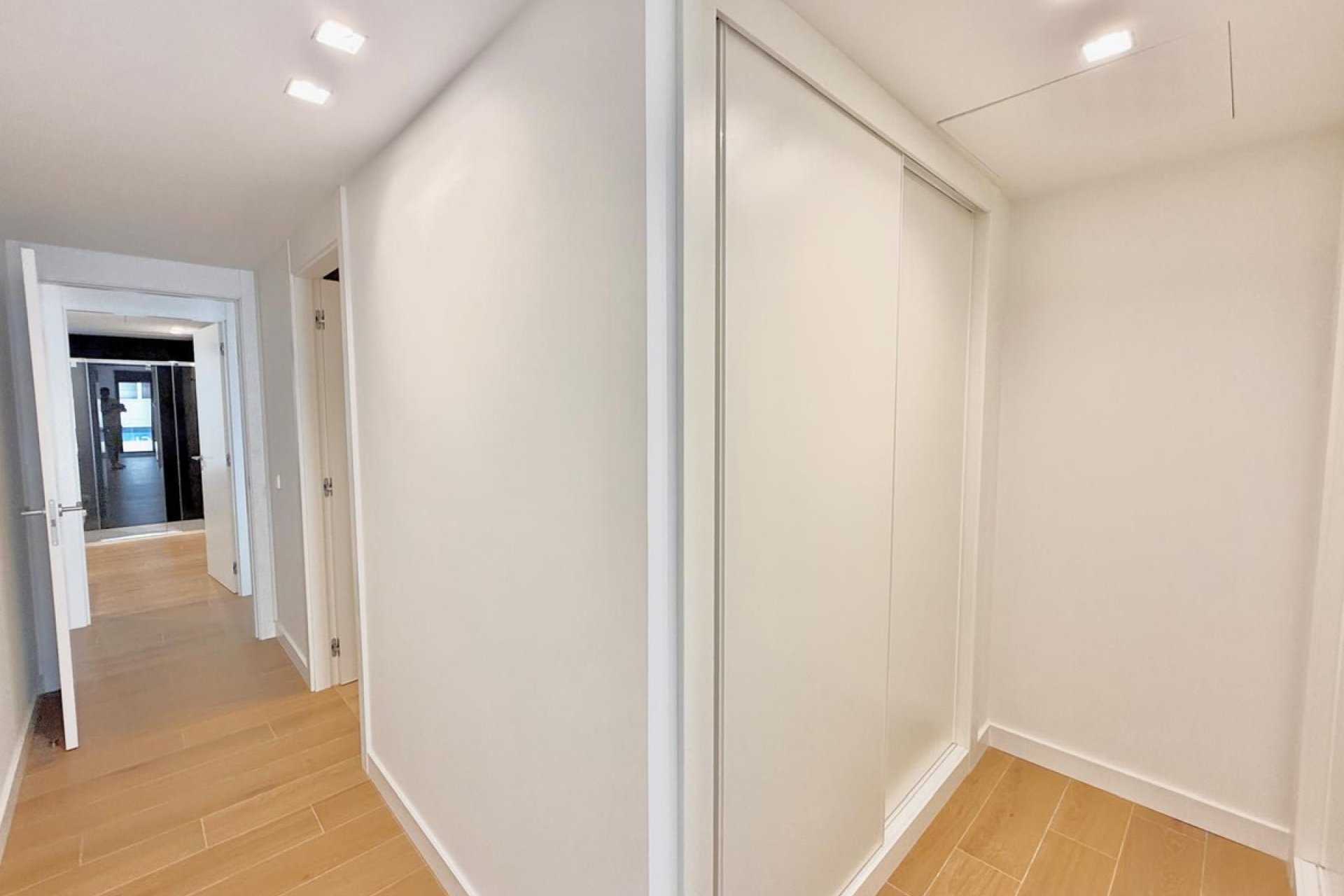 Resale - Apartment - Middle Floor Apartment - Fuengirola - Fuengirola Centro