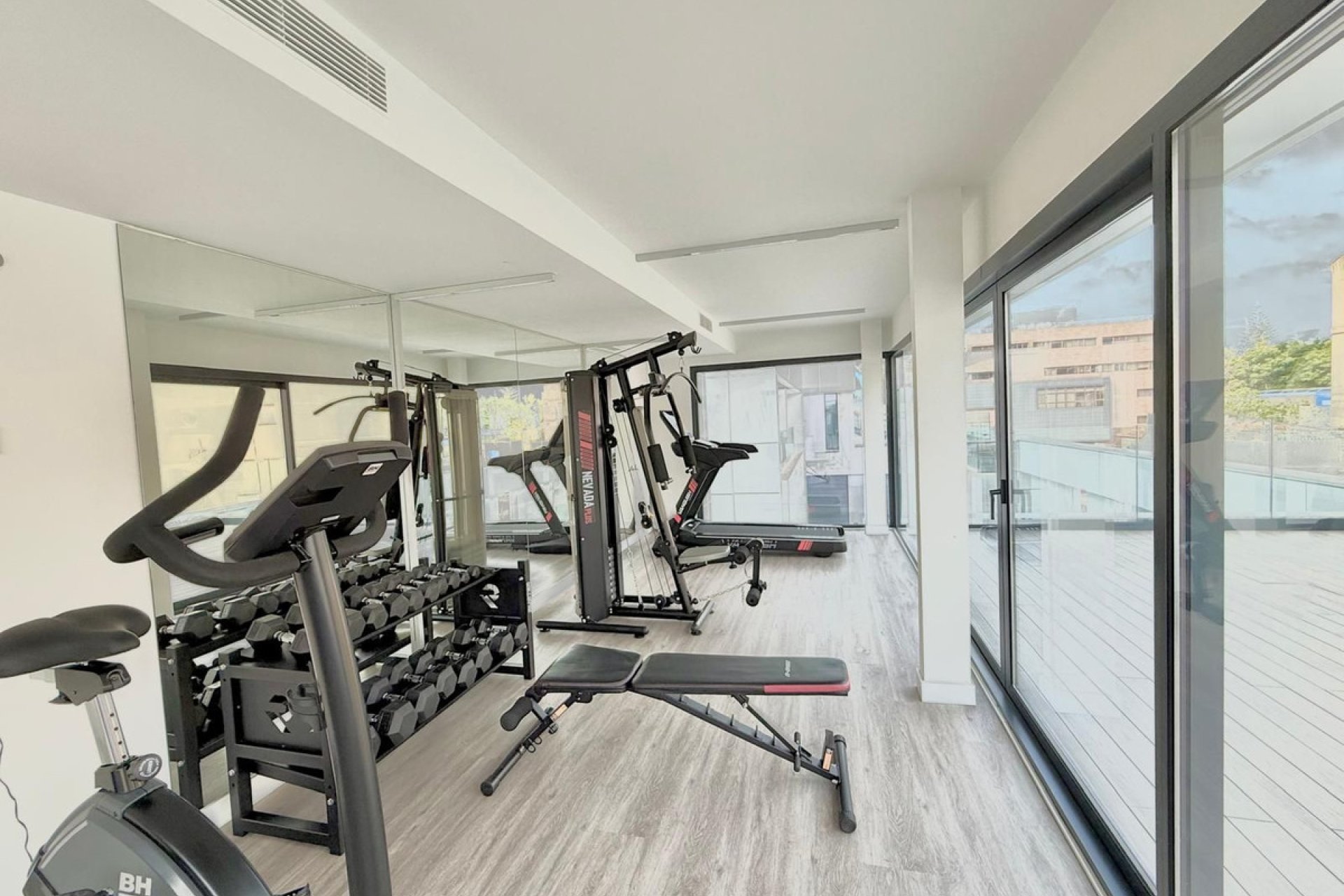 Resale - Apartment - Middle Floor Apartment - Fuengirola - Fuengirola Centro