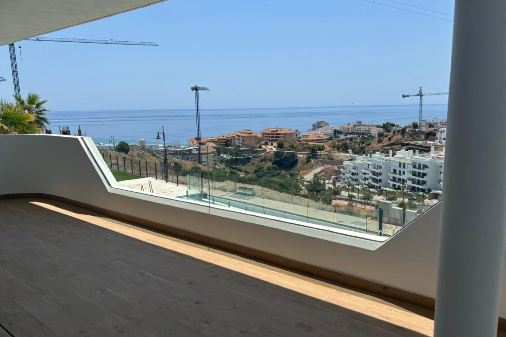 Resale - Apartment - Middle Floor Apartment - Fuengirola - Fuengirola Centro