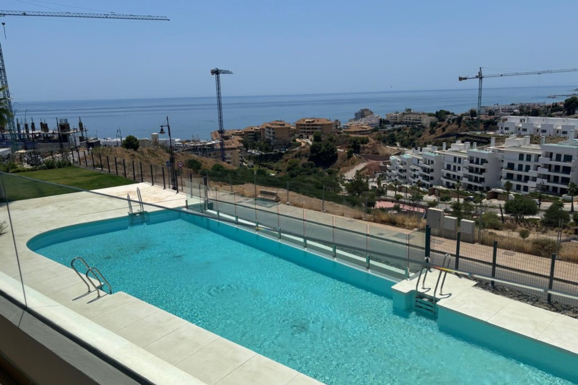 Resale - Apartment - Middle Floor Apartment - Fuengirola - Fuengirola Centro
