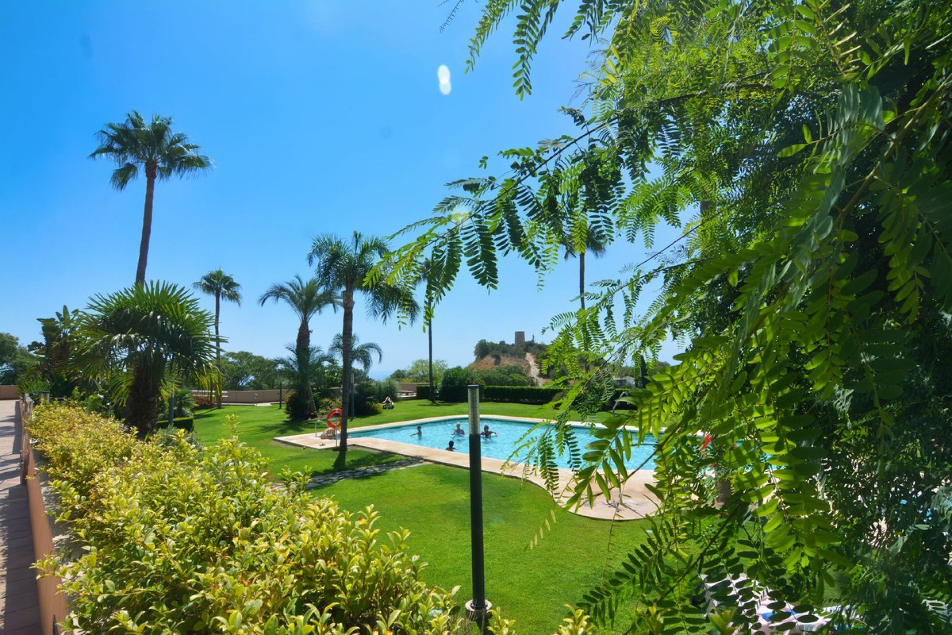 Resale - Apartment - Middle Floor Apartment - Fuengirola - Fuengirola Centro