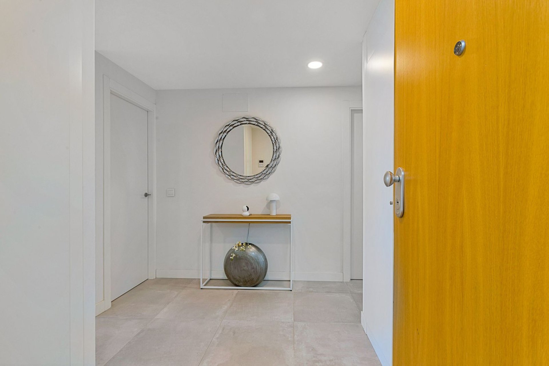 Resale - Apartment - Middle Floor Apartment - Fuengirola - Fuengirola Centro