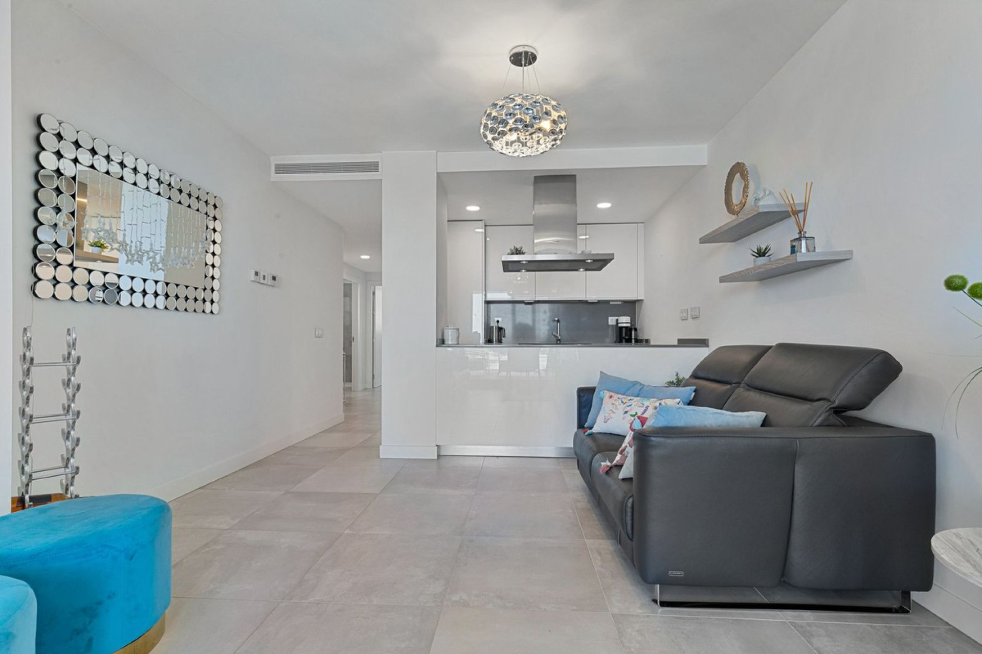 Resale - Apartment - Middle Floor Apartment - Fuengirola - Fuengirola Centro