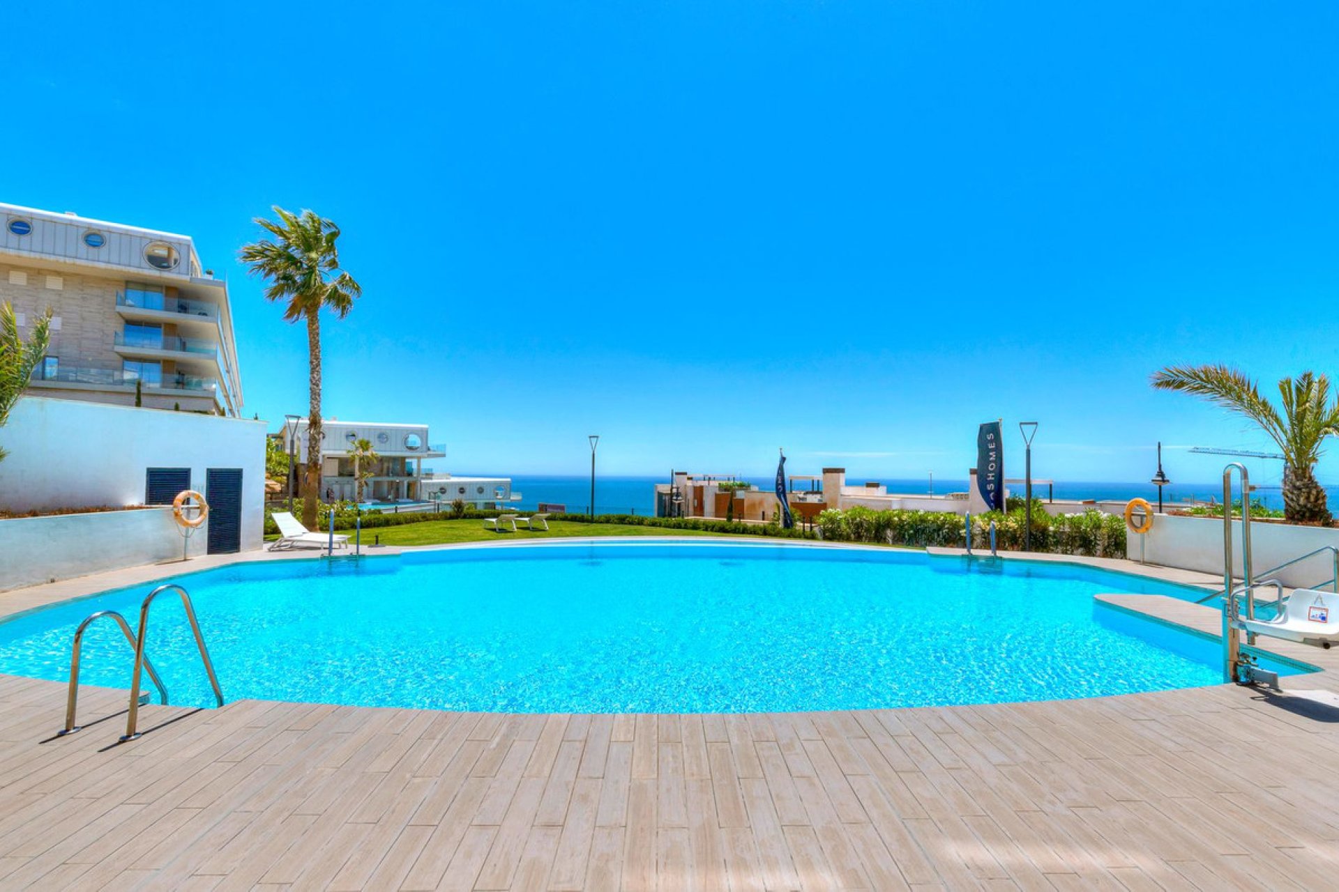 Resale - Apartment - Middle Floor Apartment - Fuengirola - Fuengirola Centro