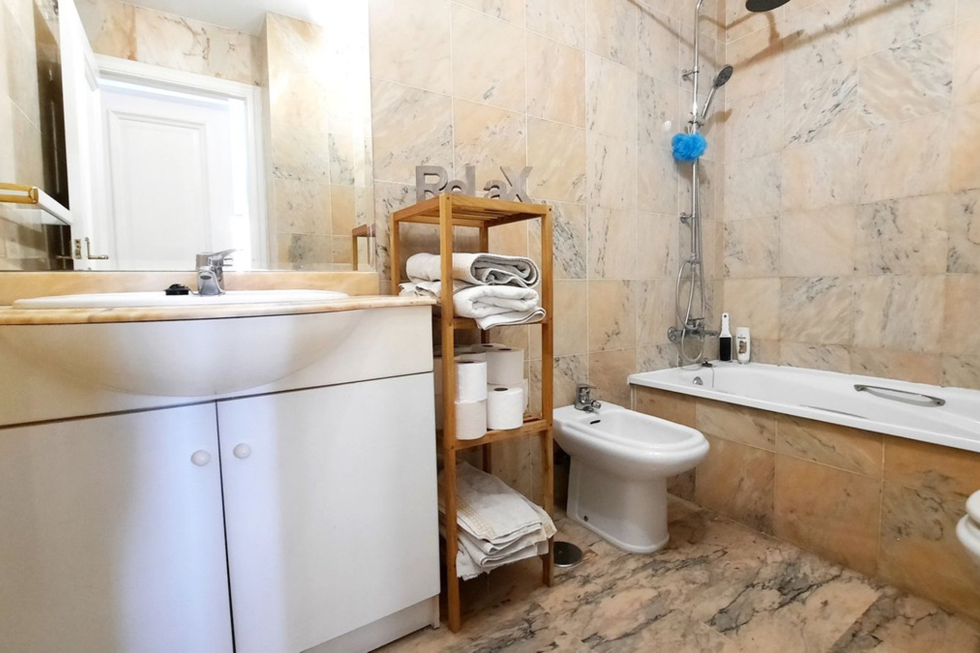 Resale - Apartment - Middle Floor Apartment - Fuengirola - Fuengirola Centro