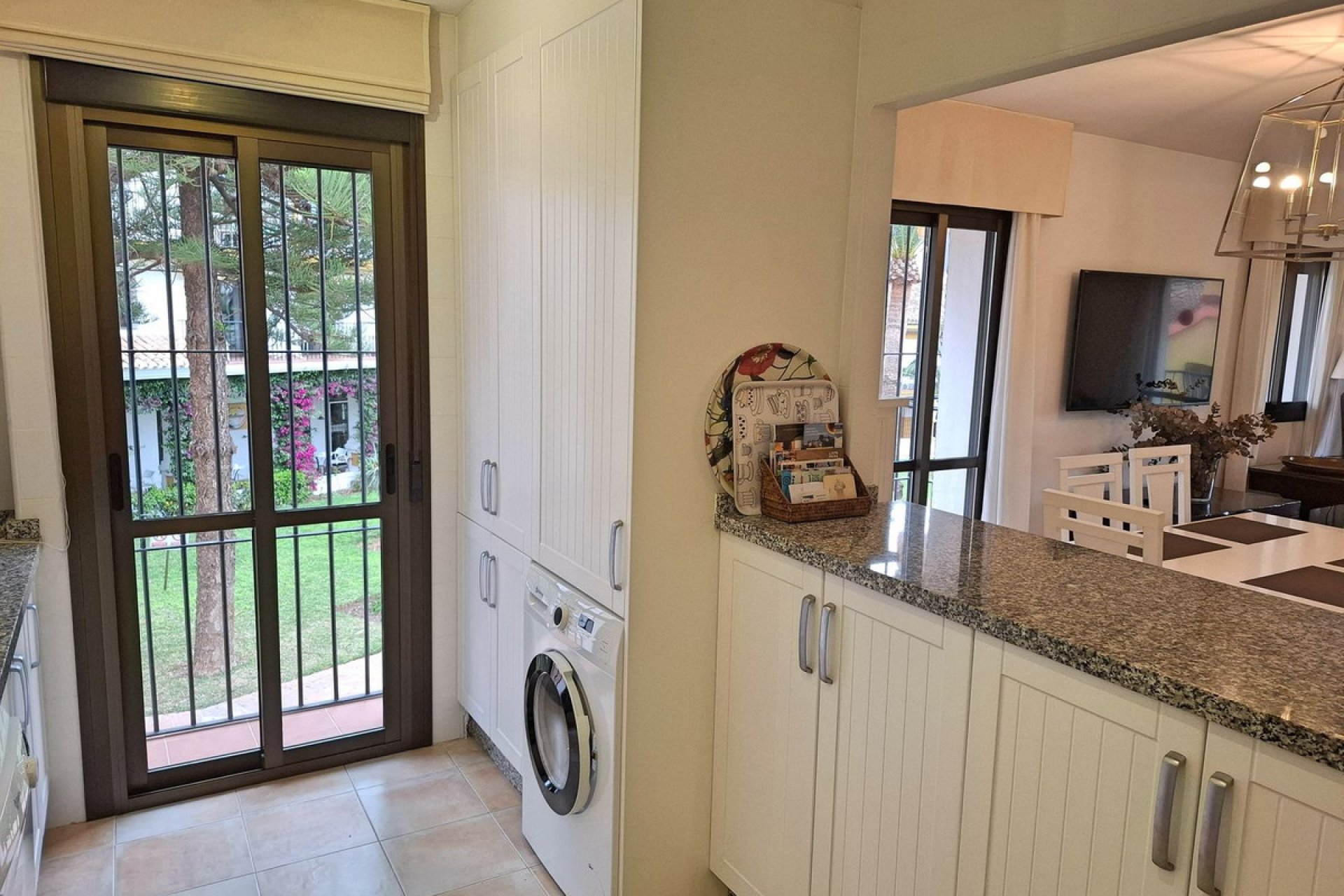 Resale - Apartment - Middle Floor Apartment - Fuengirola - Fuengirola Centro