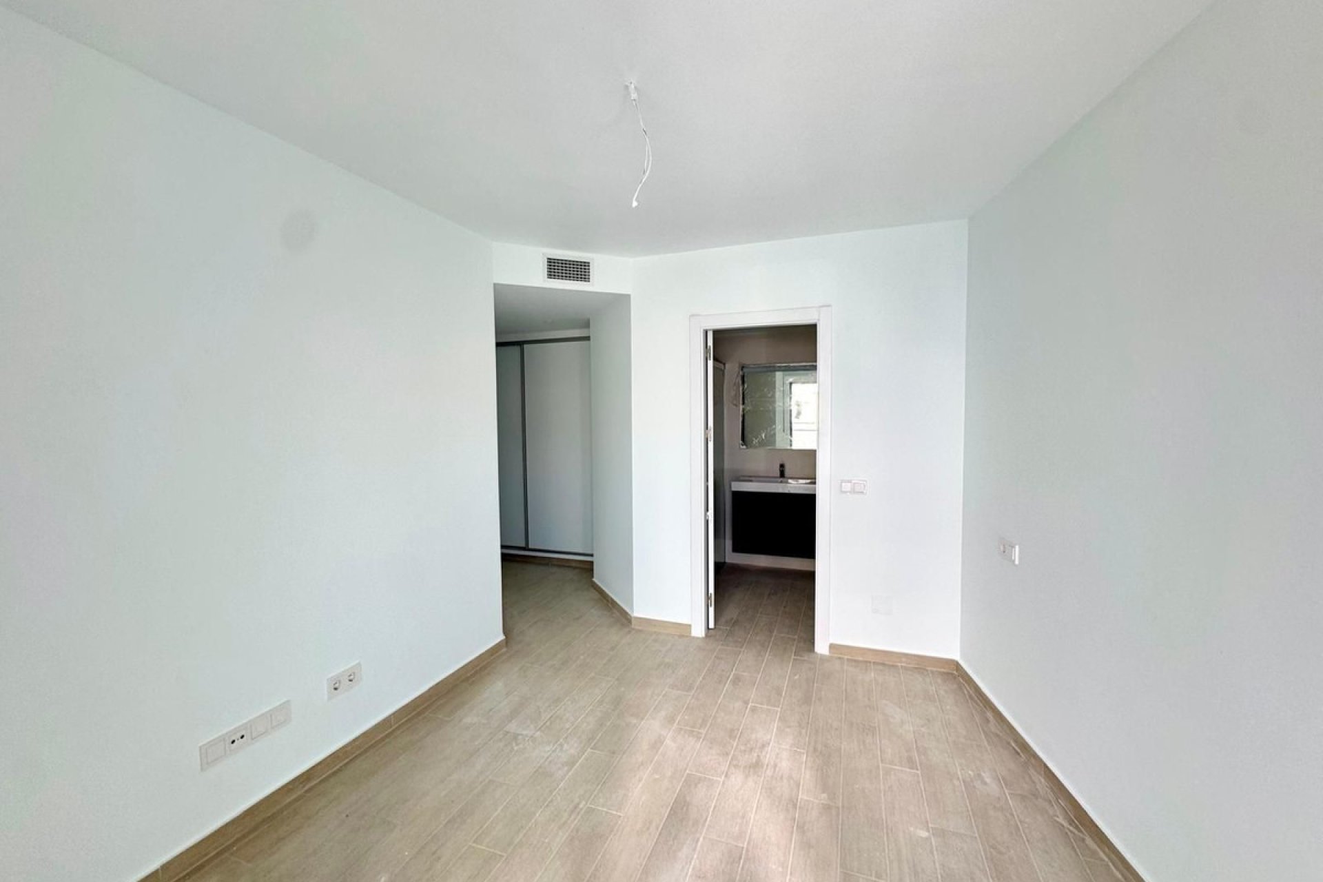 Resale - Apartment - Middle Floor Apartment - Fuengirola - Fuengirola Centro