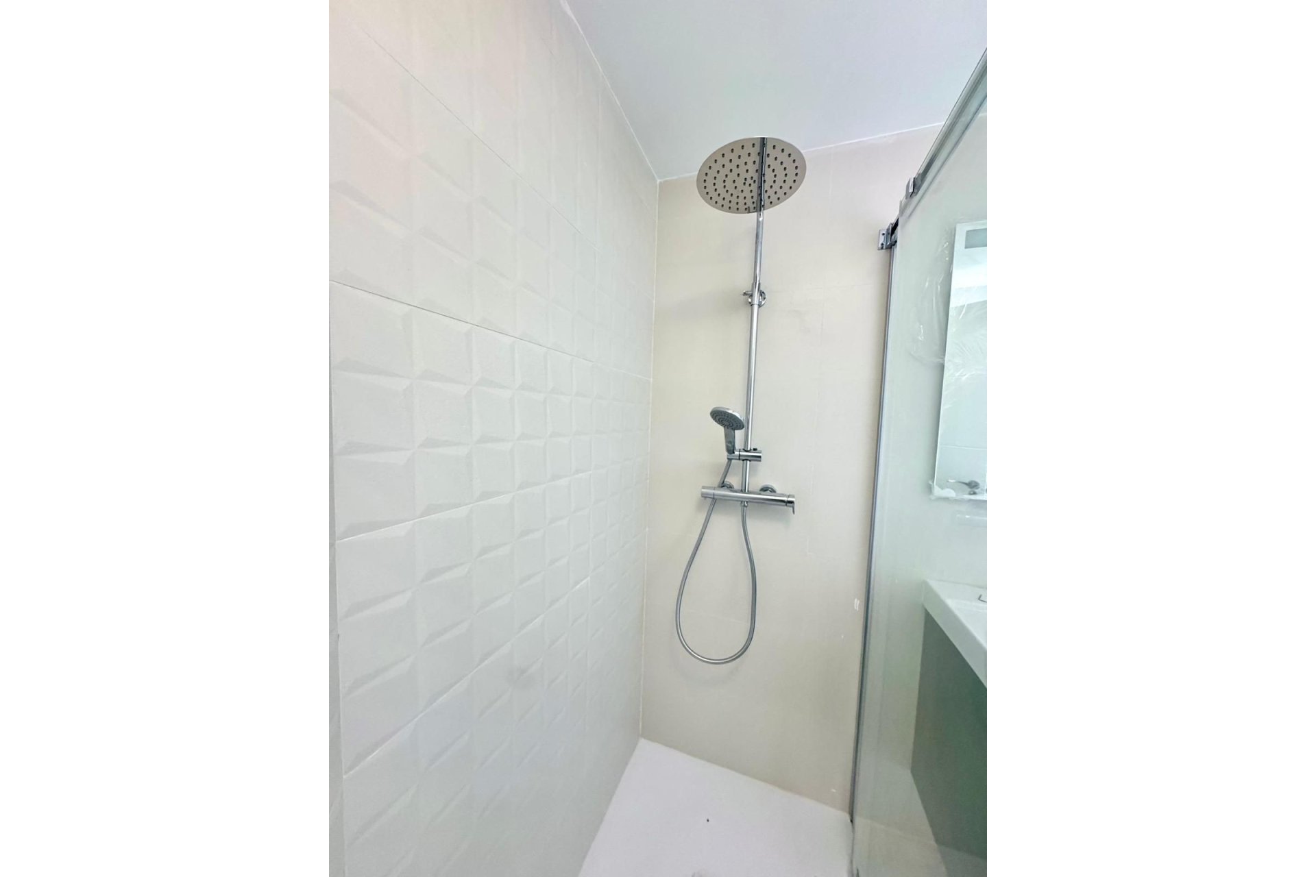 Resale - Apartment - Middle Floor Apartment - Fuengirola - Fuengirola Centro