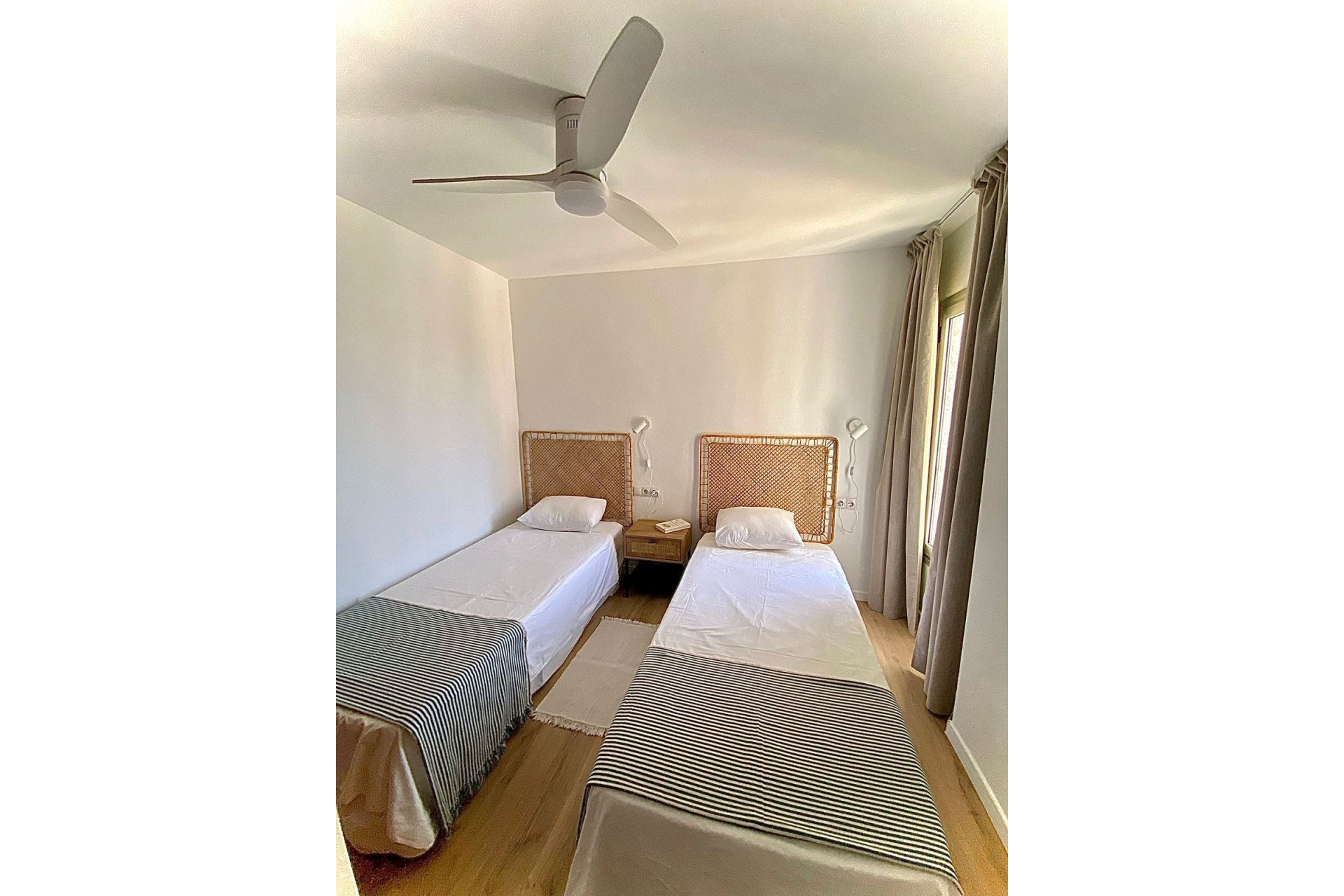 Resale - Apartment - Middle Floor Apartment - Fuengirola - Fuengirola Centro