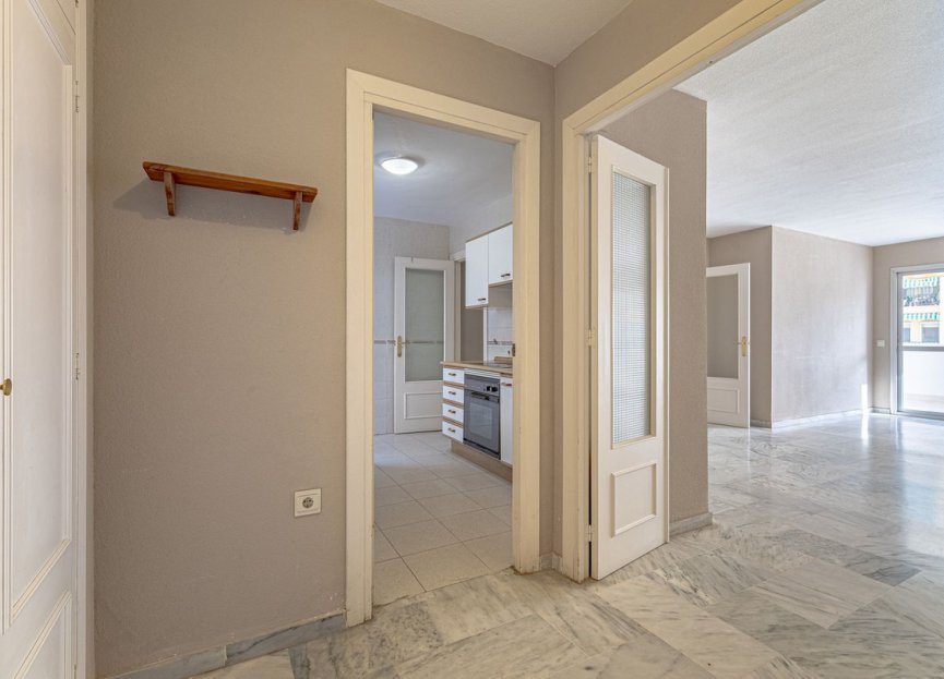 Resale - Apartment - Middle Floor Apartment - Fuengirola - Fuengirola Centro