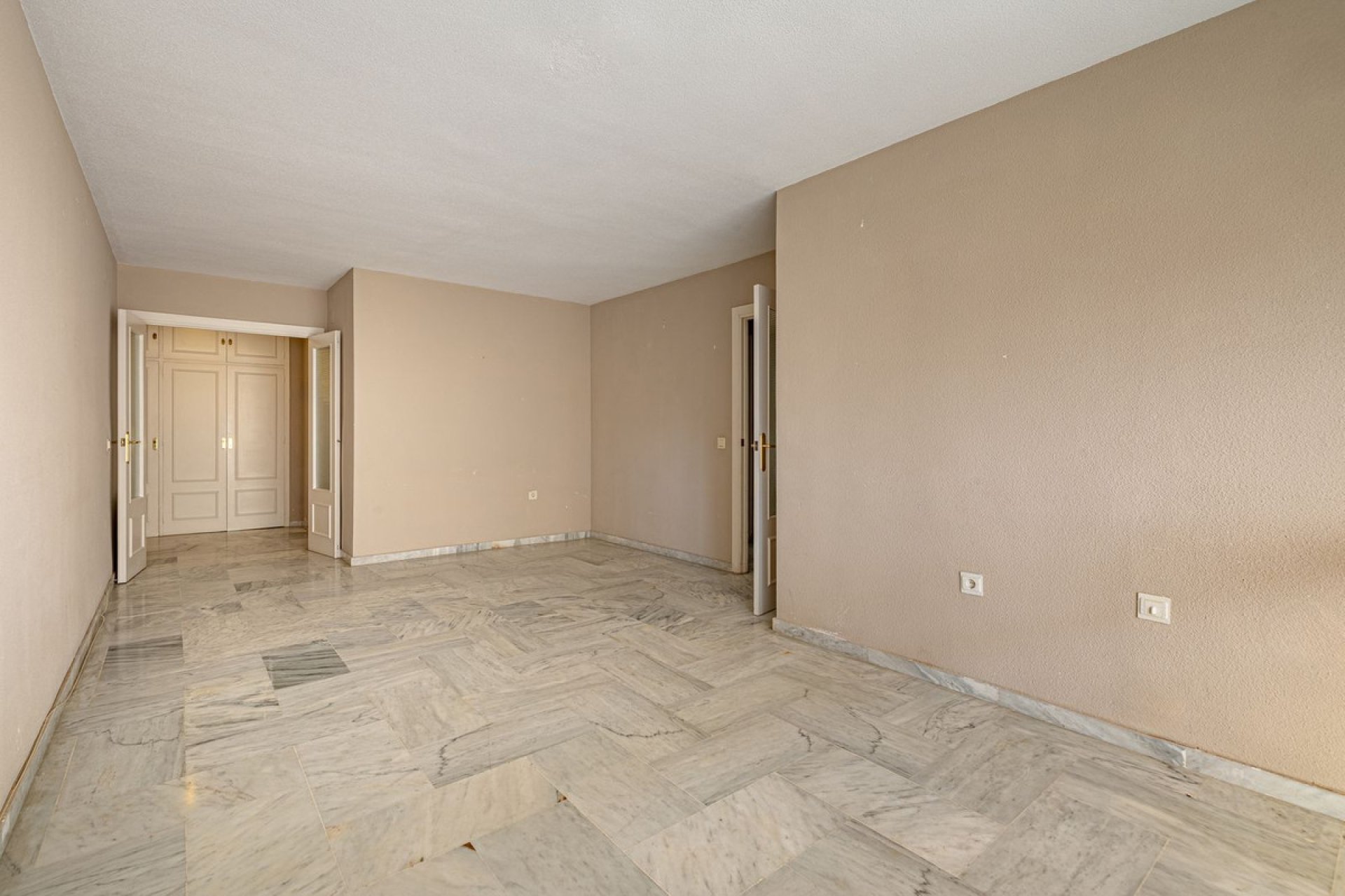 Resale - Apartment - Middle Floor Apartment - Fuengirola - Fuengirola Centro