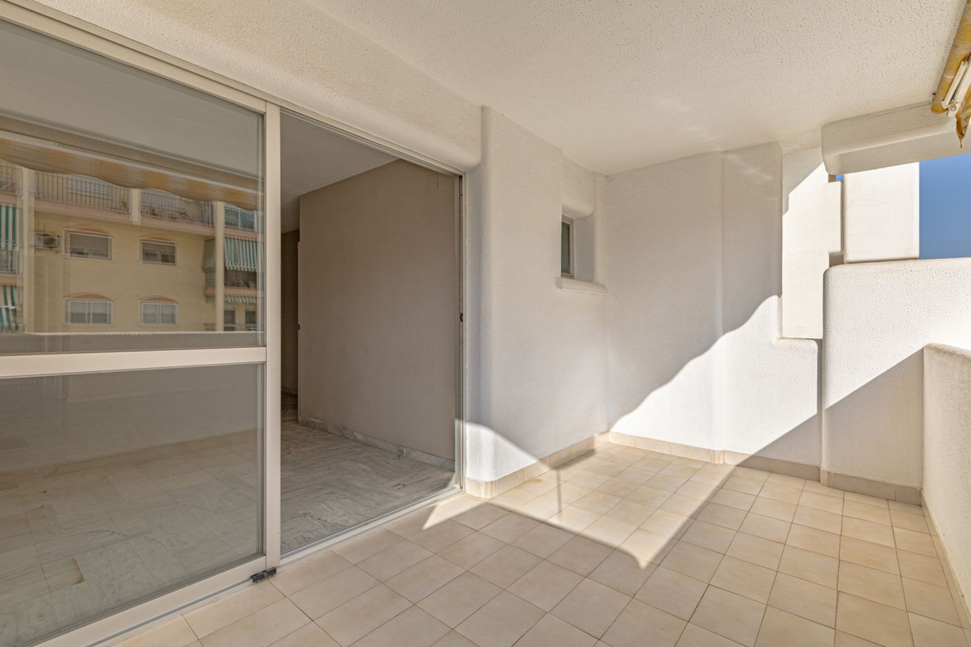 Resale - Apartment - Middle Floor Apartment - Fuengirola - Fuengirola Centro