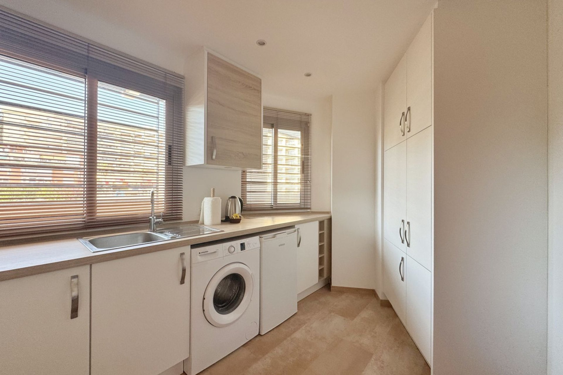 Resale - Apartment - Middle Floor Apartment - Fuengirola - Fuengirola Centro