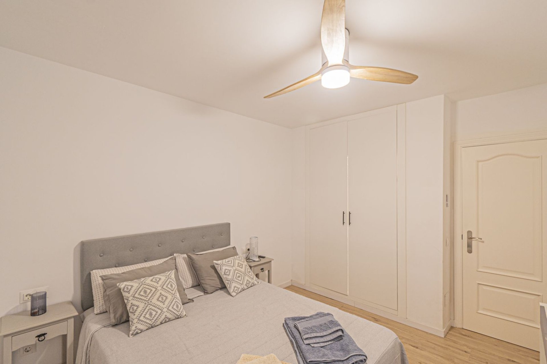 Resale - Apartment - Middle Floor Apartment - Fuengirola - Fuengirola Centro