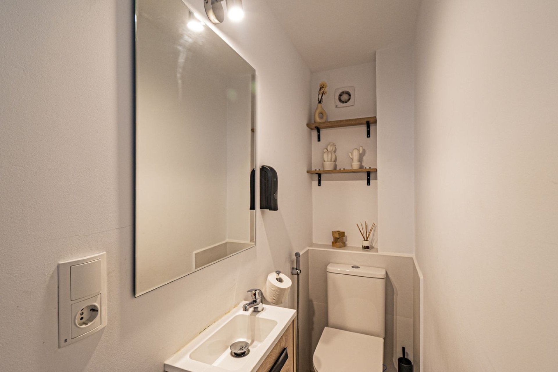 Resale - Apartment - Middle Floor Apartment - Fuengirola - Fuengirola Centro