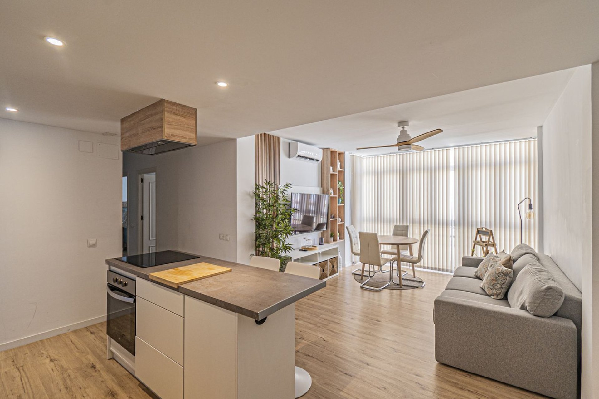 Resale - Apartment - Middle Floor Apartment - Fuengirola - Fuengirola Centro