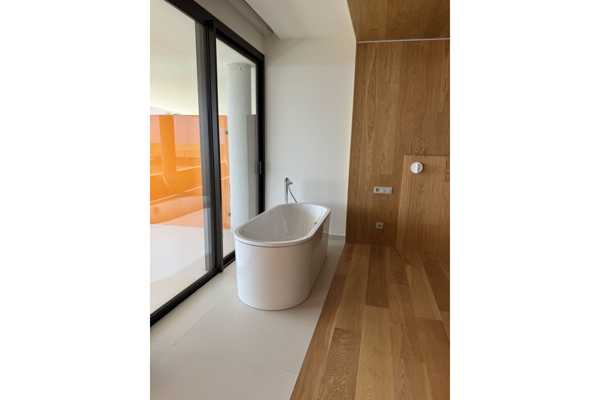 Resale - Apartment - Middle Floor Apartment - Fuengirola - Fuengirola Centro