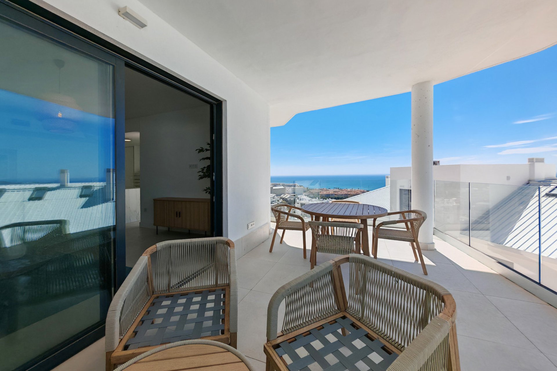 Resale - Apartment - Middle Floor Apartment - Fuengirola - Fuengirola Centro