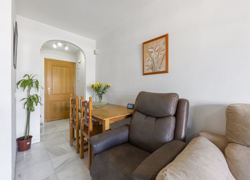 Resale - Apartment - Middle Floor Apartment - Fuengirola - Fuengirola Centro